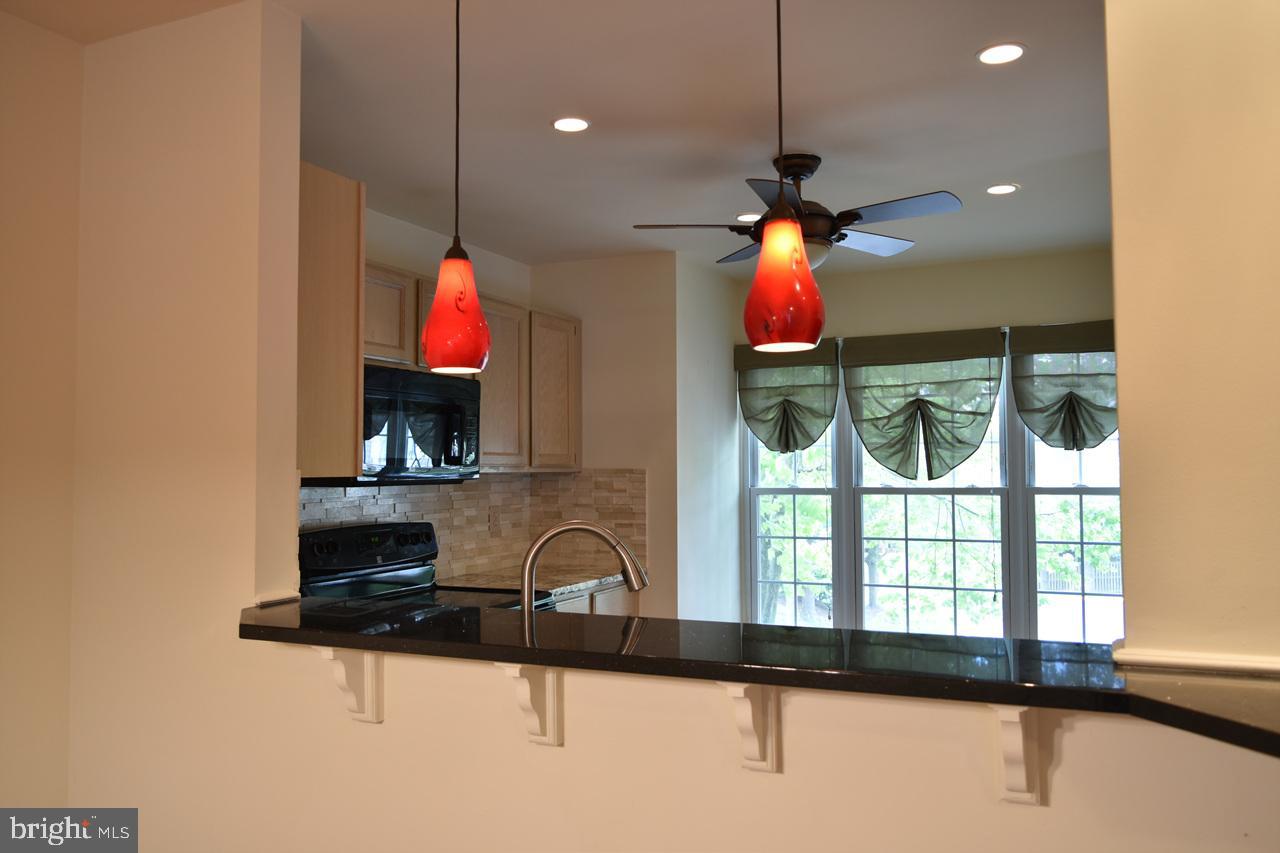 CENTREVILLE GREEN - Residential Lease