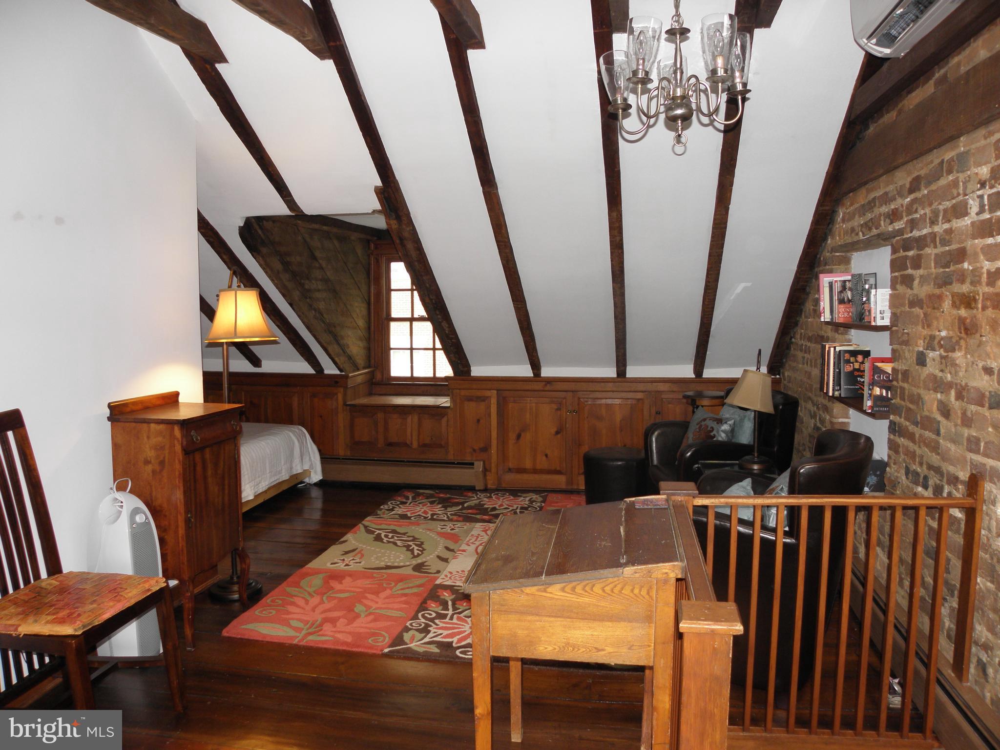 OLD TOWN ALEXANDRIA - Residential Lease