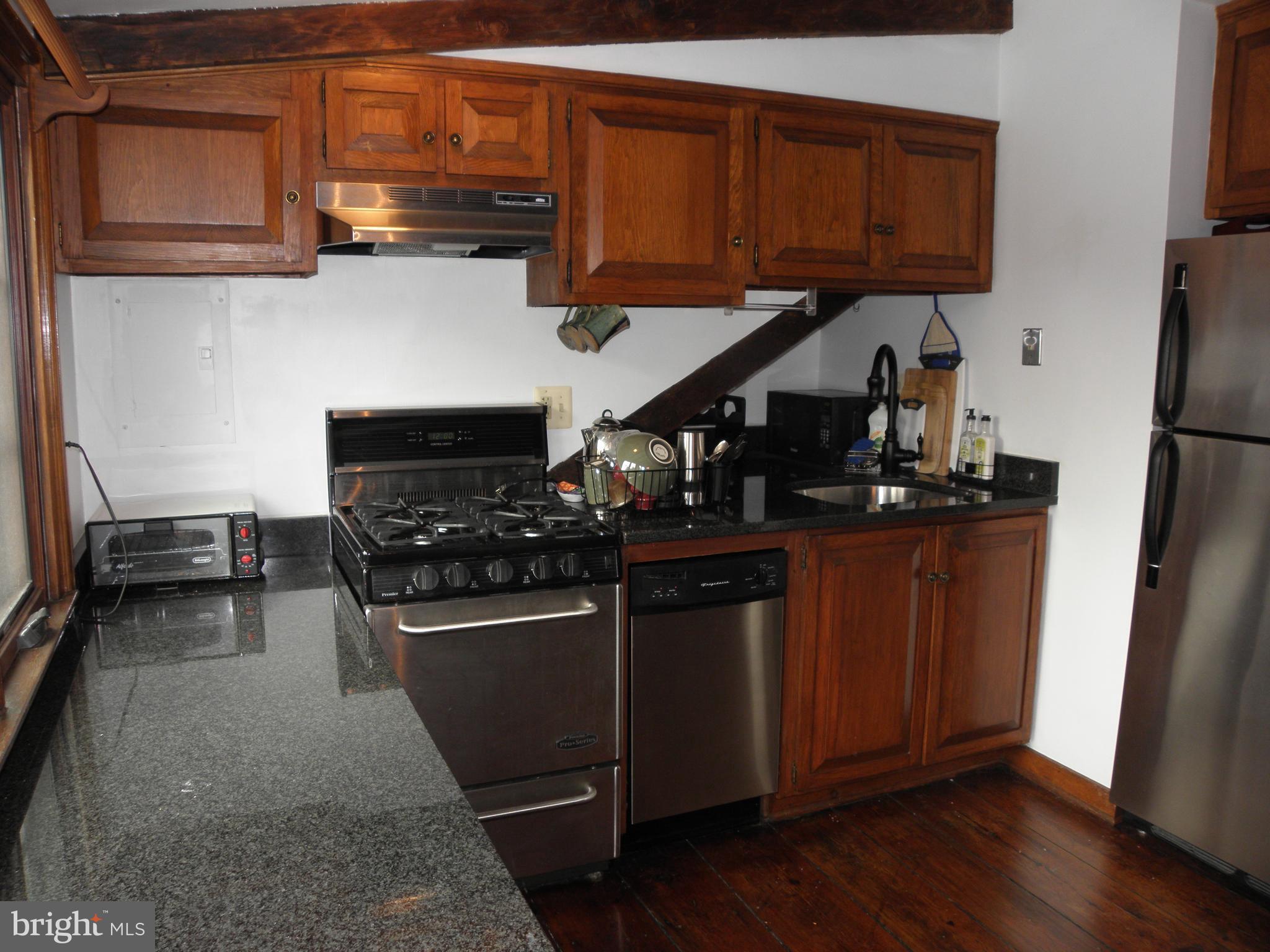 OLD TOWN ALEXANDRIA - Residential Lease