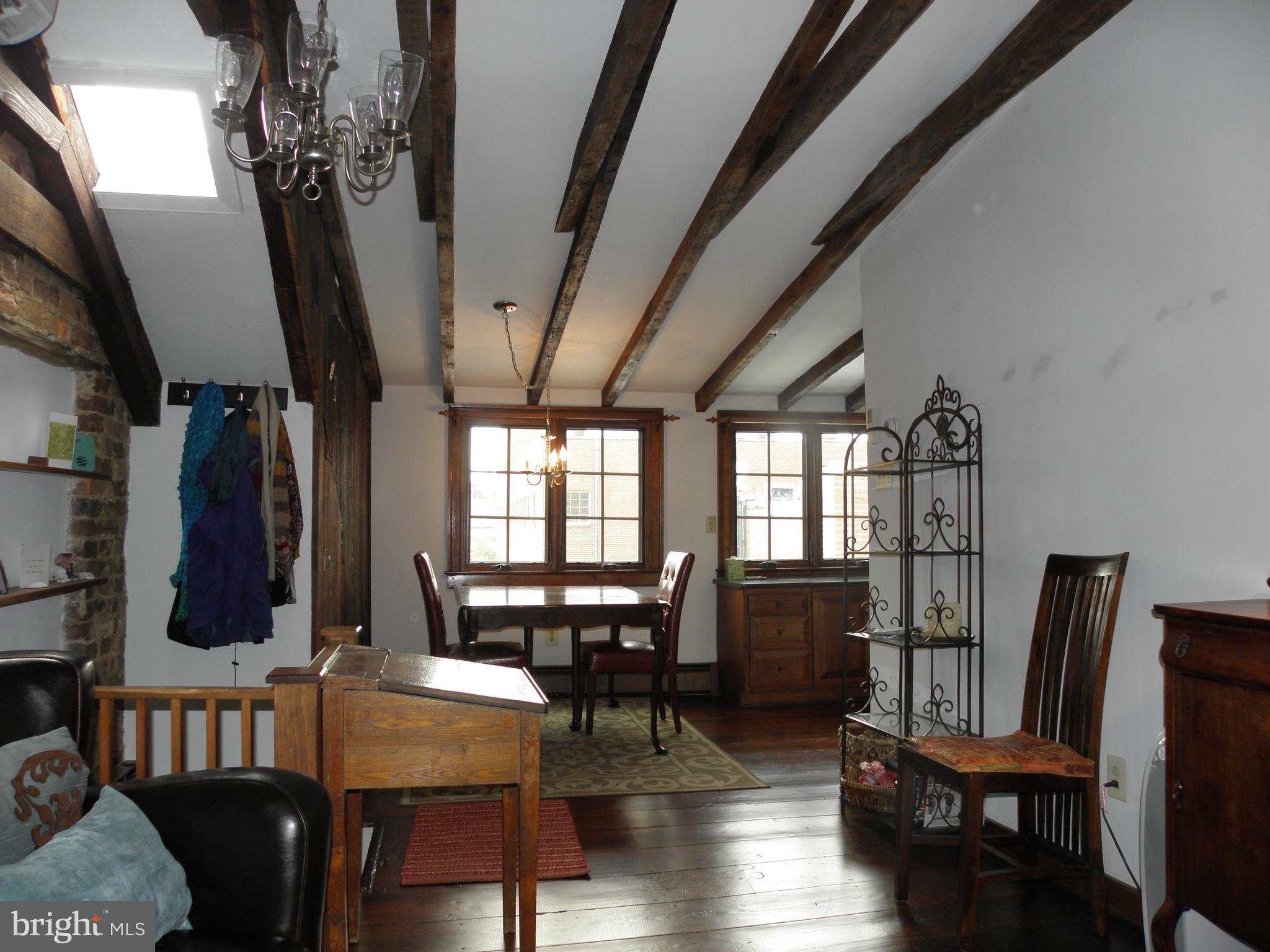 OLD TOWN ALEXANDRIA - Residential Lease