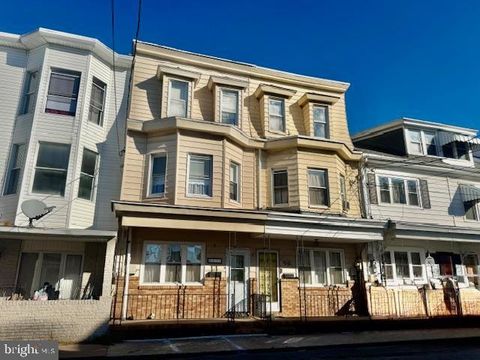 123 N JARDIN STREET SHENANDOAH PA 17976