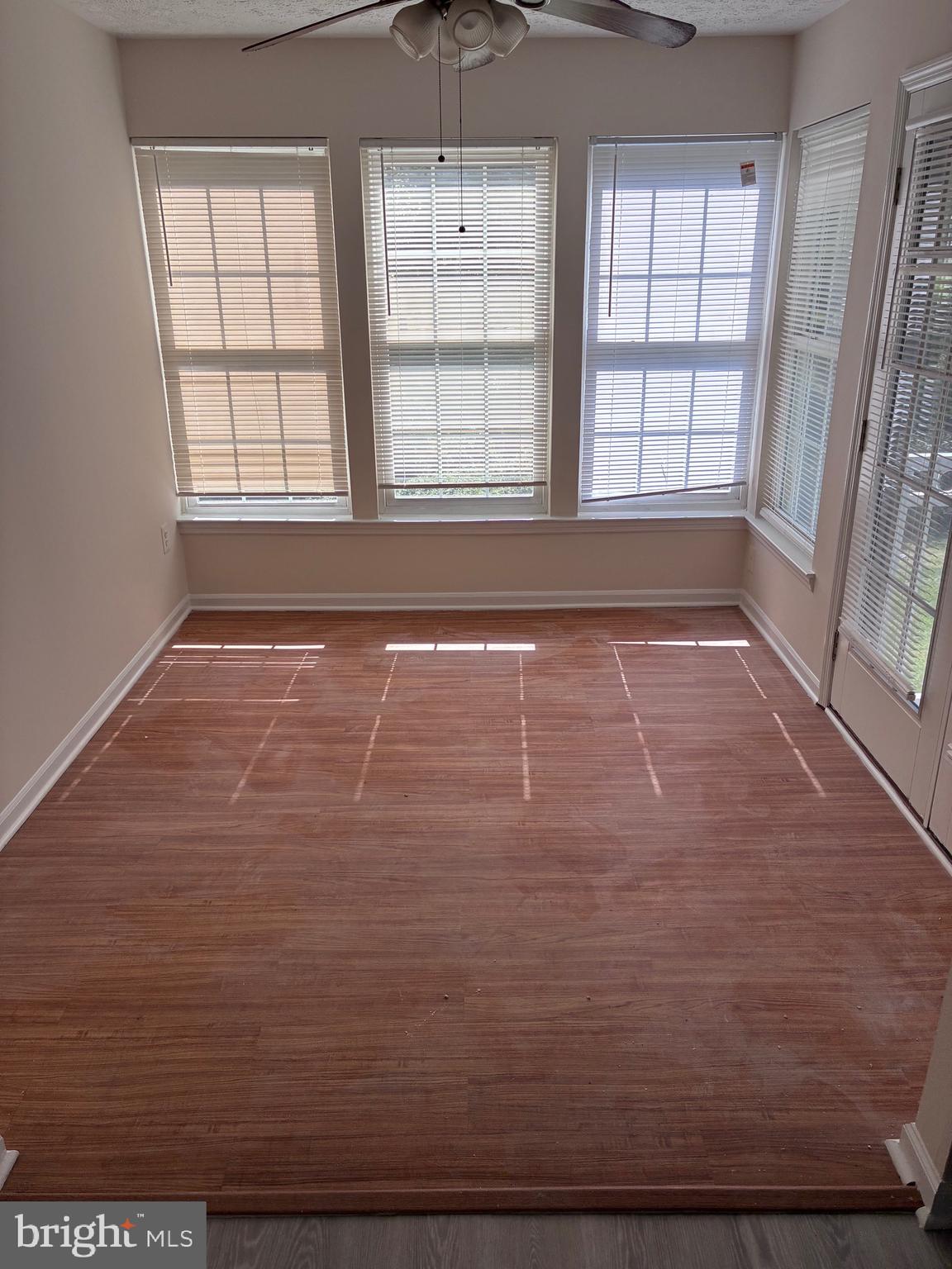 BEDFORD COMMONS - Residential Lease