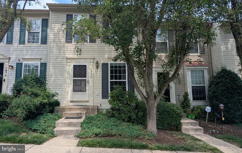 Townhouse For Rent - 1875 Tiger Lily Circle<br/> WOODBRIDGE, VA 22192