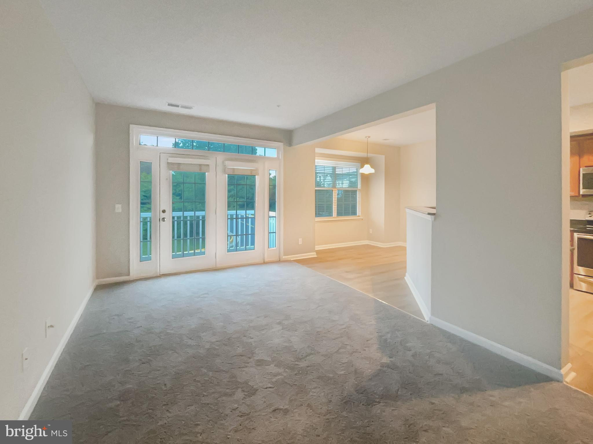 CASCADES PLACE CONDOMINIUM - Residential