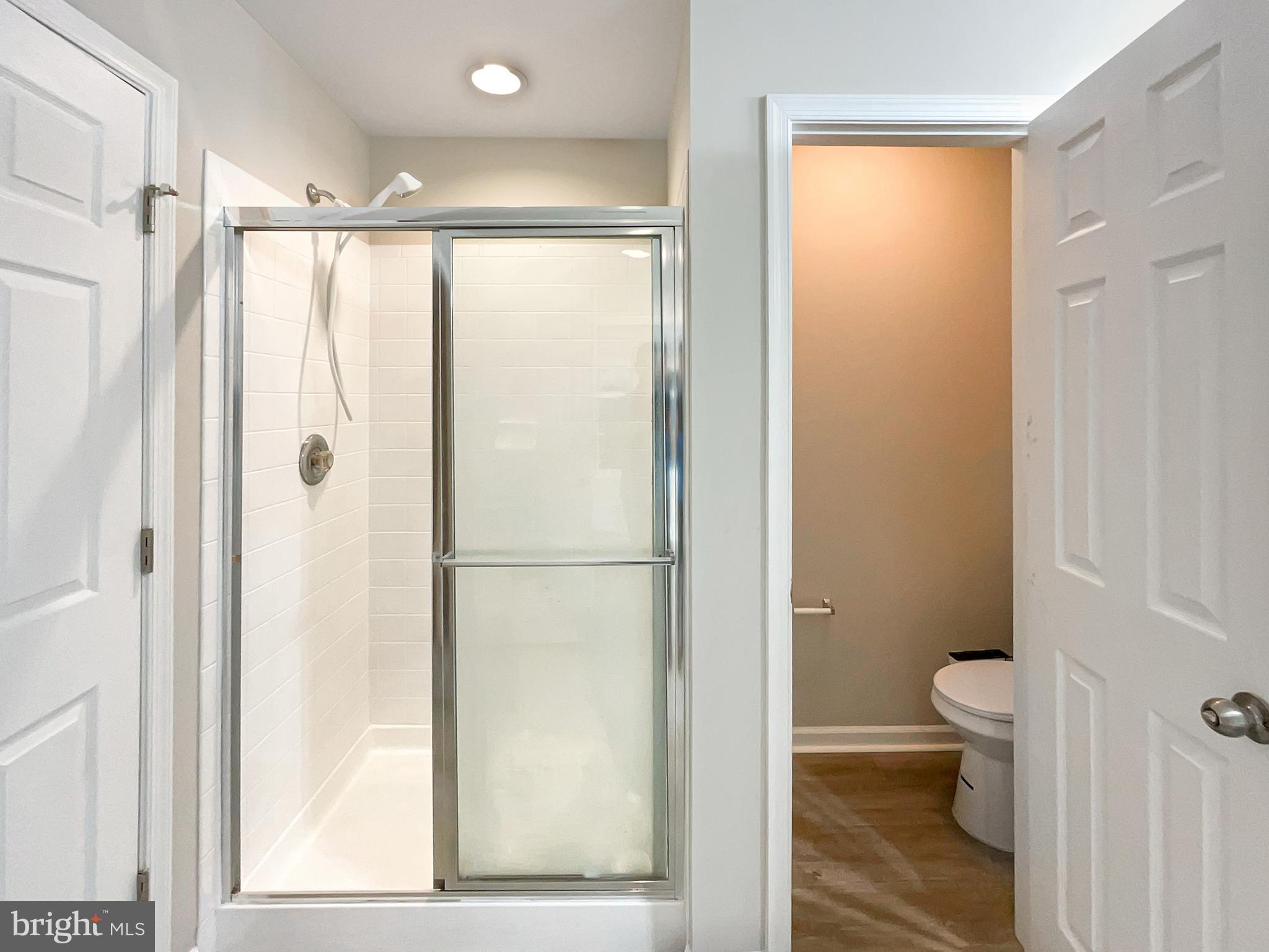 CASCADES PLACE CONDOMINIUM - Residential