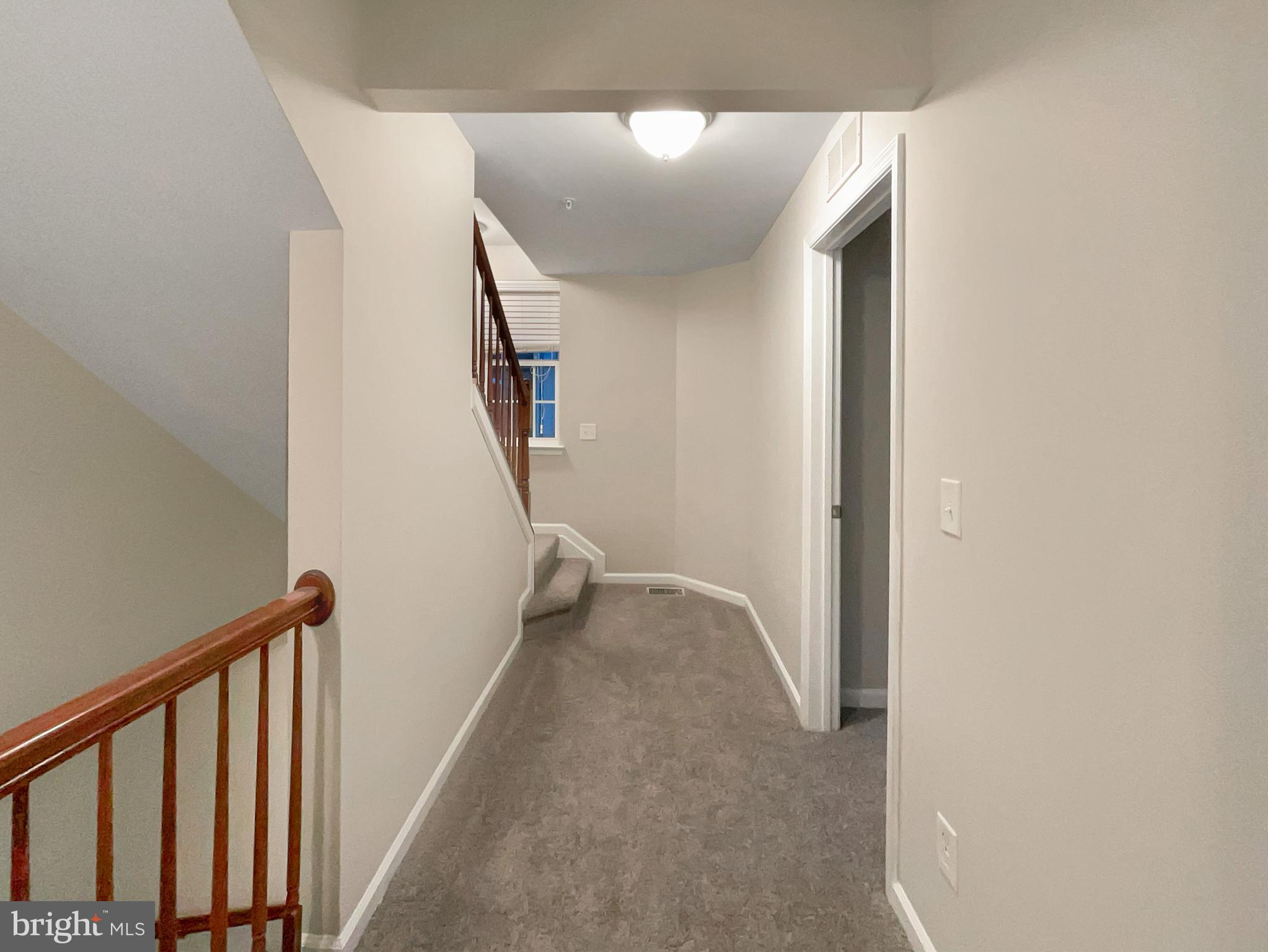 CASCADES PLACE CONDOMINIUM - Residential