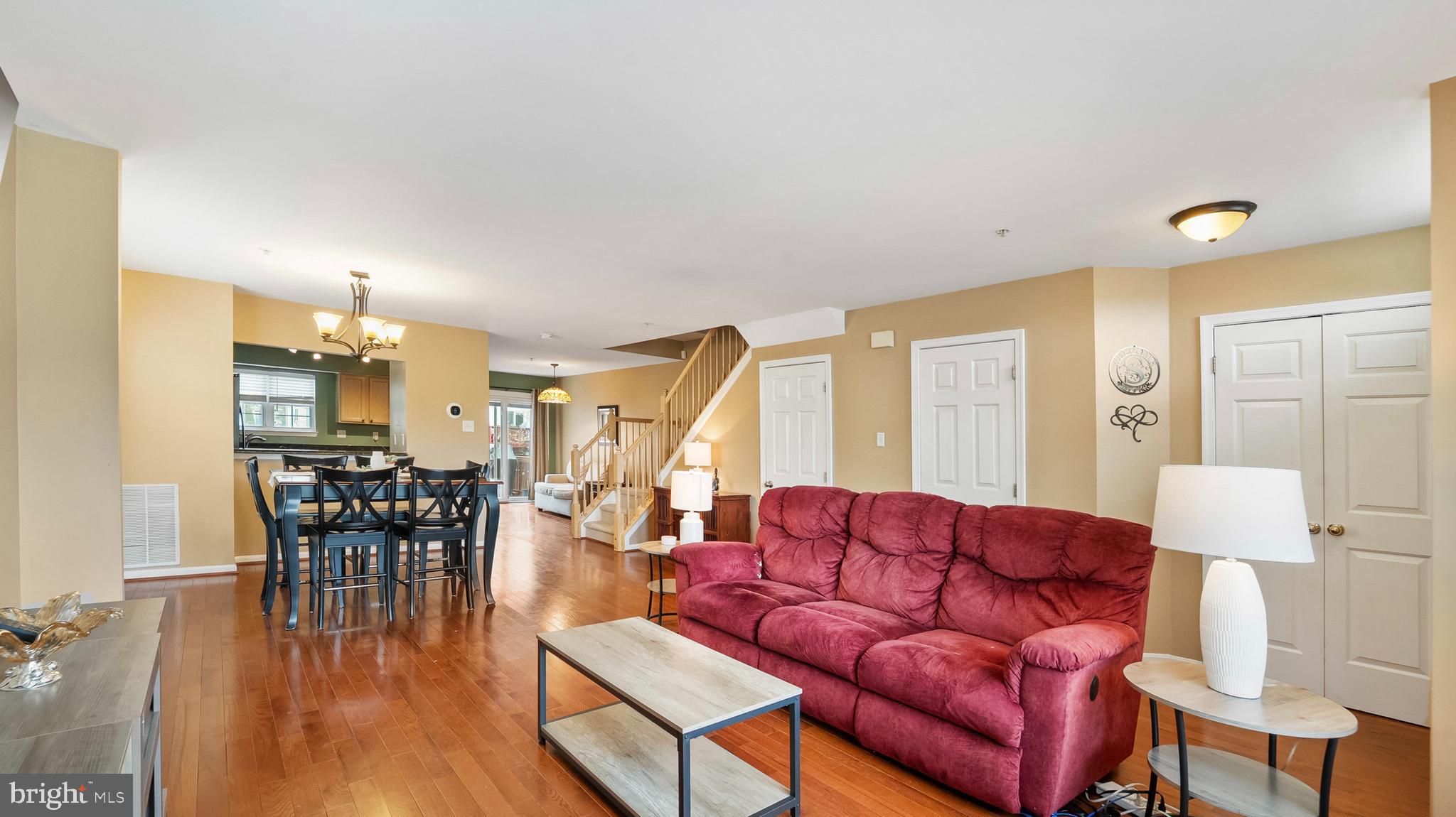 VILLAGE OF LONG REACH - Residential