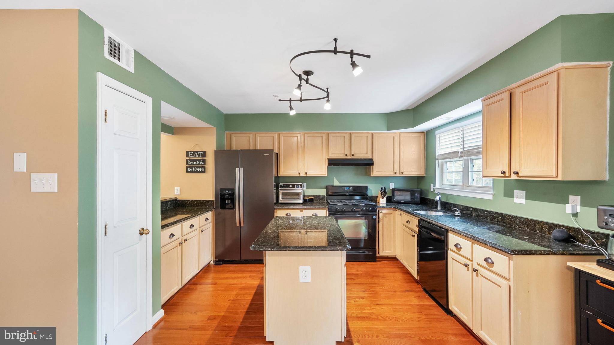 VILLAGE OF LONG REACH - Residential