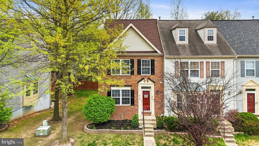 This bright 3-bedroom, 3.5-bath end-of-row town home features open floor plan, fully finished basement w/full bath, updated kitchen with granite counters and gas cooking, newer finishes, hardwood flooring, new carpet and fresh paint. Spacious primary bedroom includes vaulted ceiling, walk-in closet and ensuite w/double sinks, soaking tub and separate shower. Enjoy grilling on the back deck and a wood-burning fire in the large lower level rec room. Convenient to restaurants, shopping, downtown Columbia, walking trails, commuter routes and more.