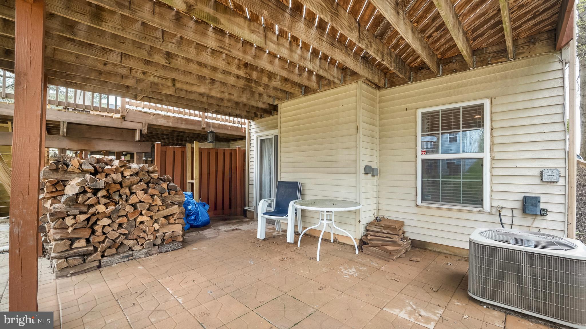 VILLAGE OF LONG REACH - Residential