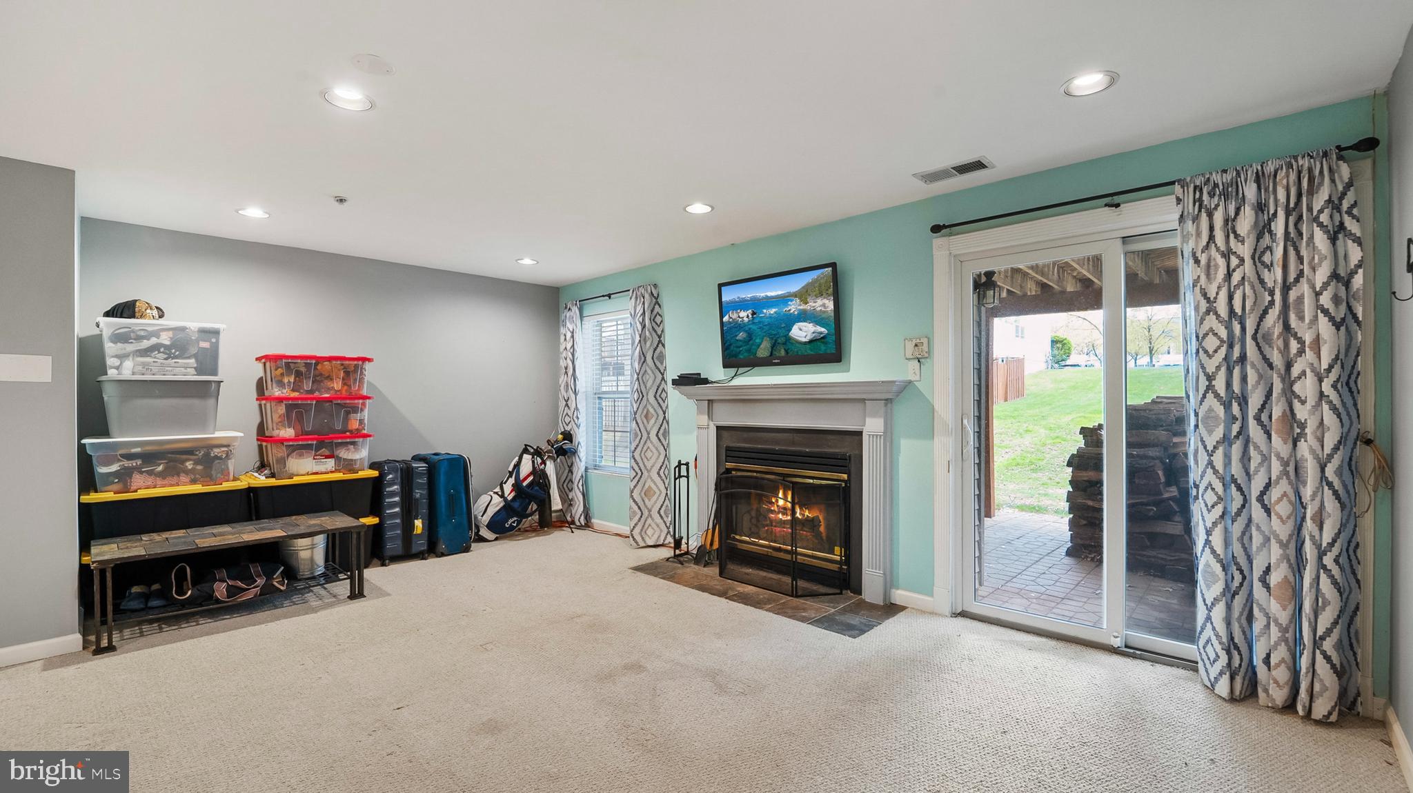 VILLAGE OF LONG REACH - Residential