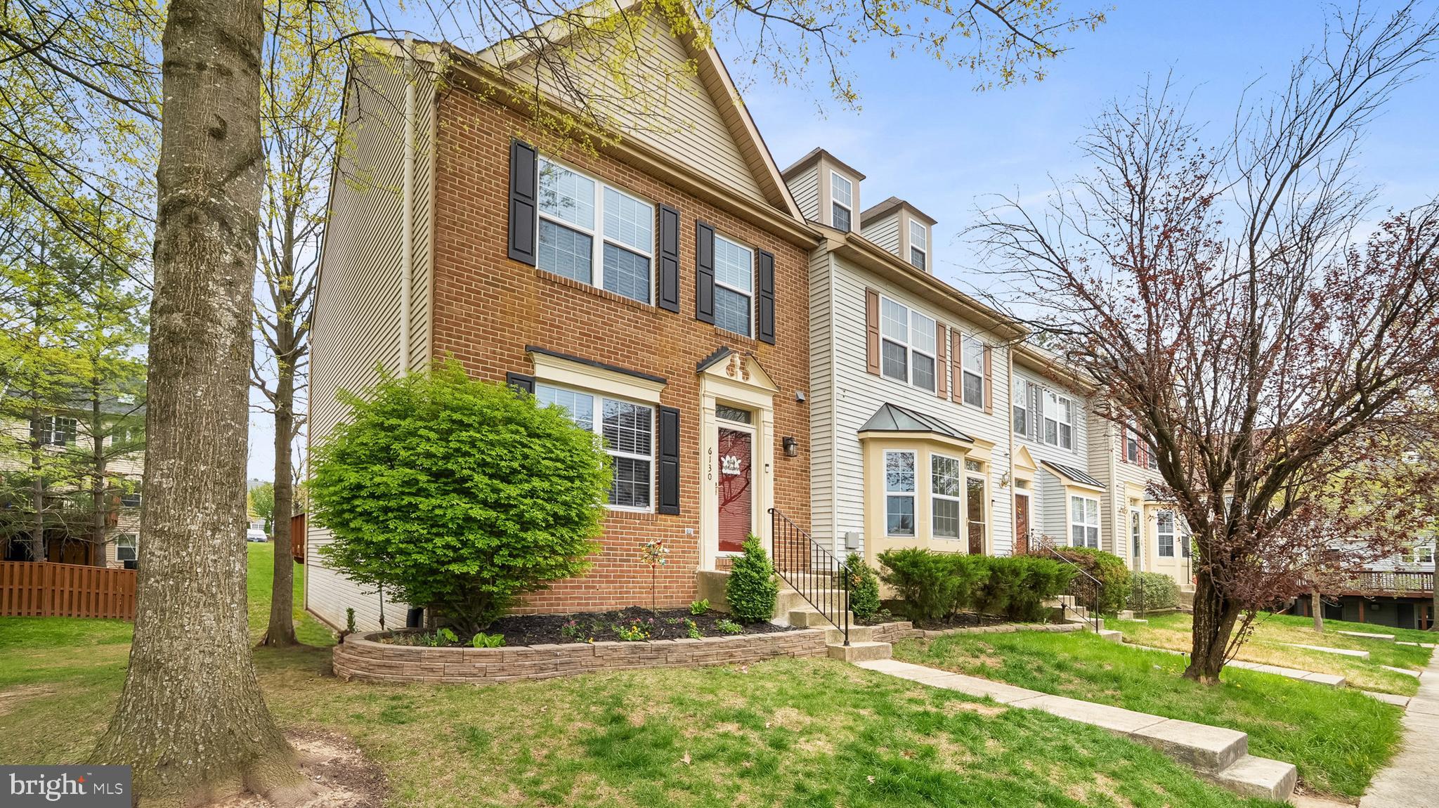 VILLAGE OF LONG REACH - Residential