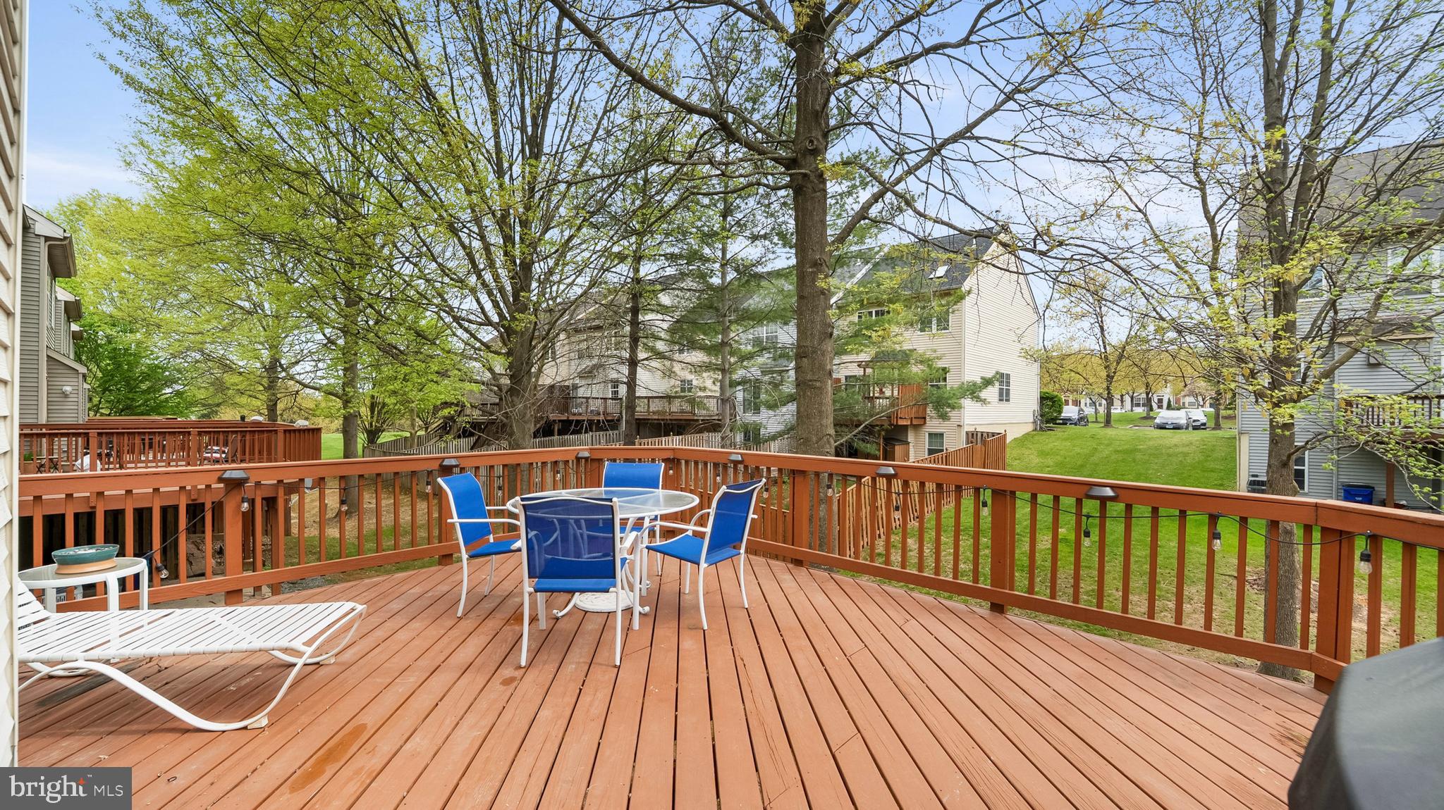 VILLAGE OF LONG REACH - Residential