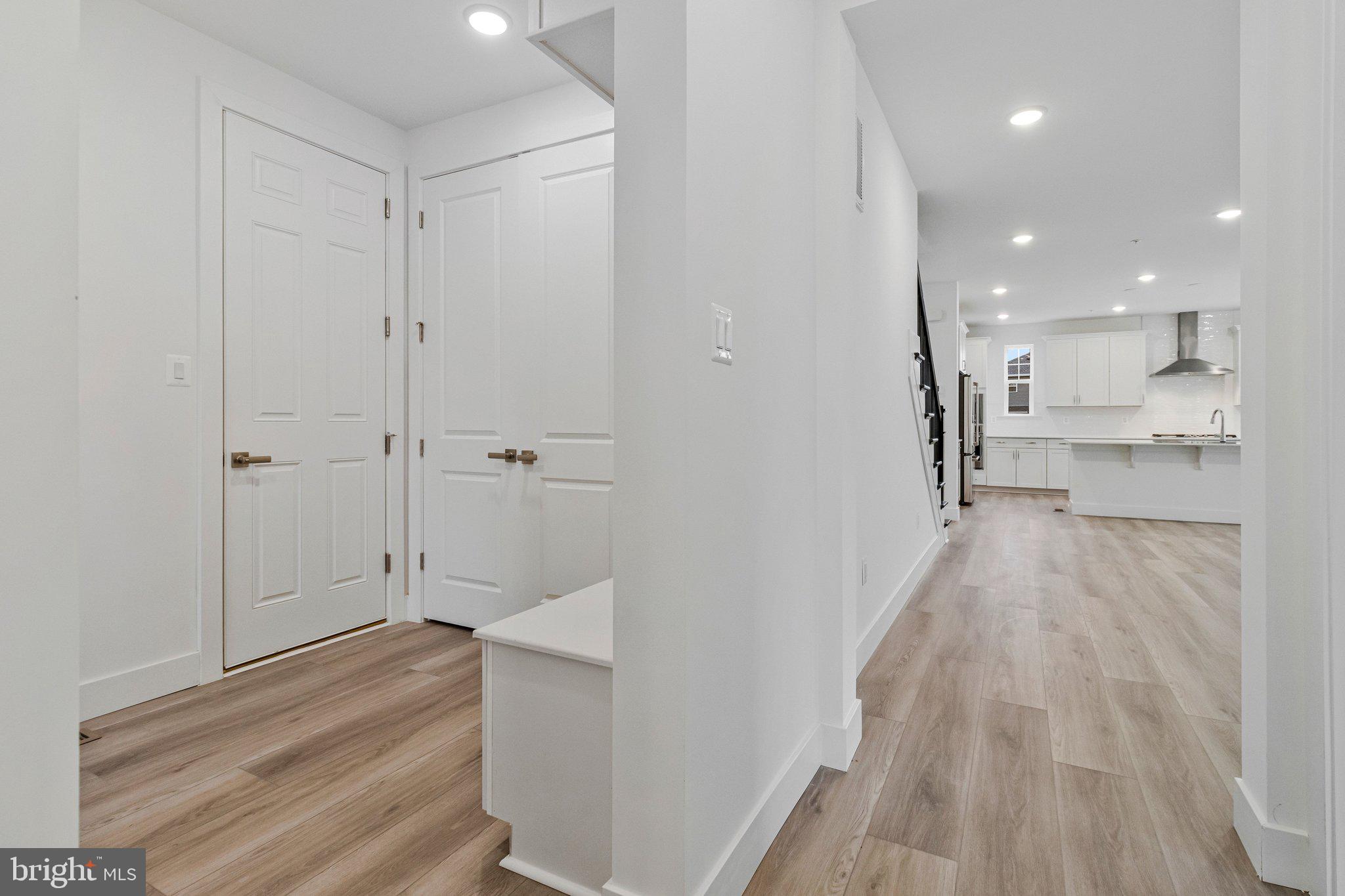 ST JAMES - Residential