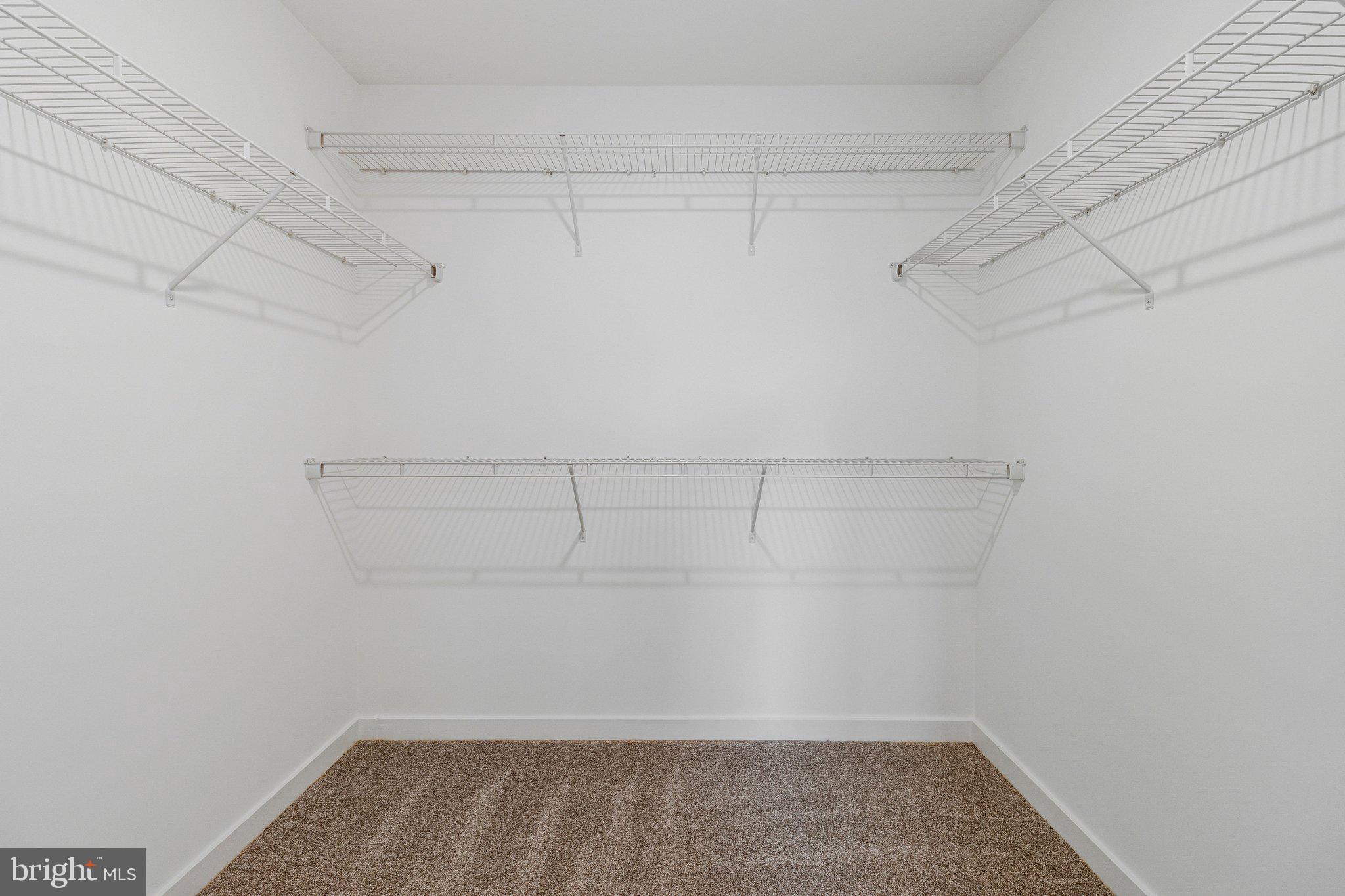 ST JAMES - Residential