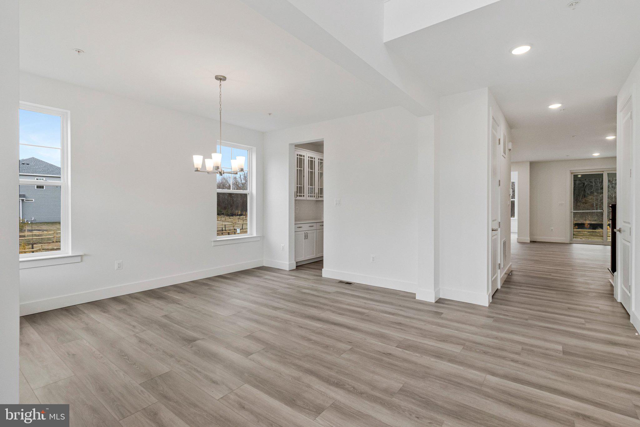 ST JAMES - Residential