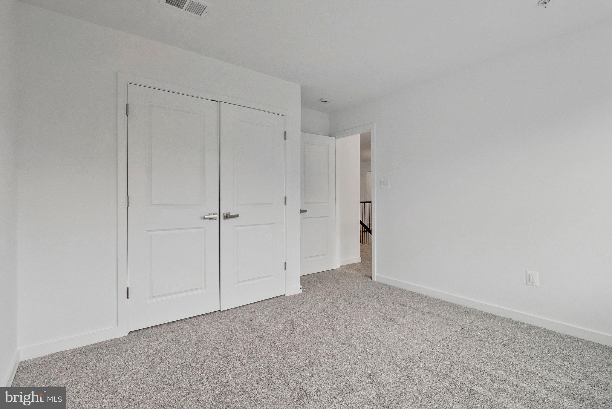 ST JAMES - Residential