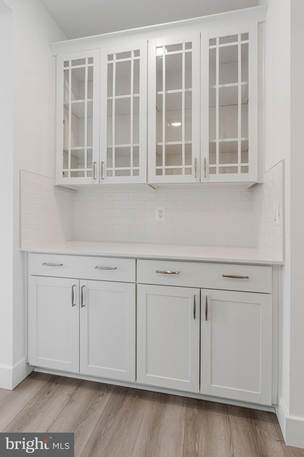 ST JAMES - Residential