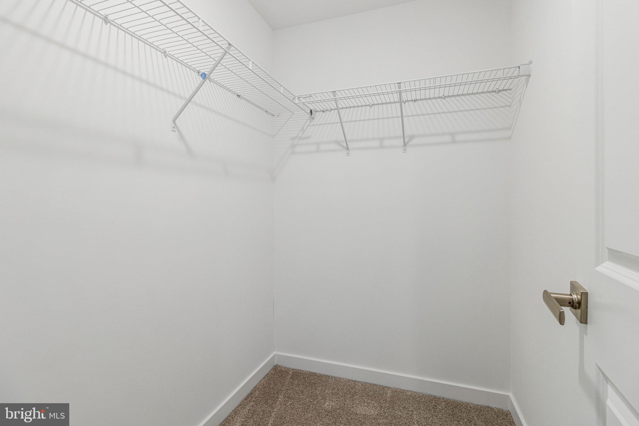 ST JAMES - Residential