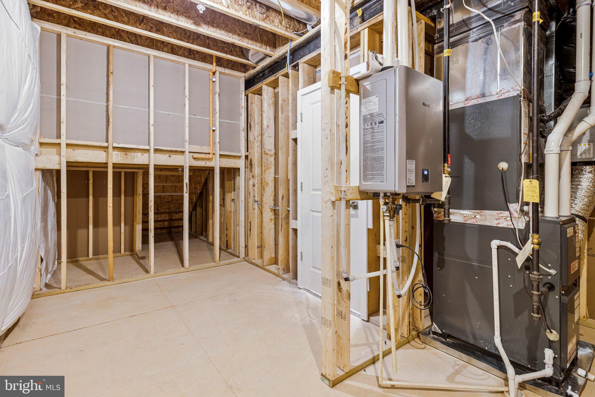 ST JAMES - Residential