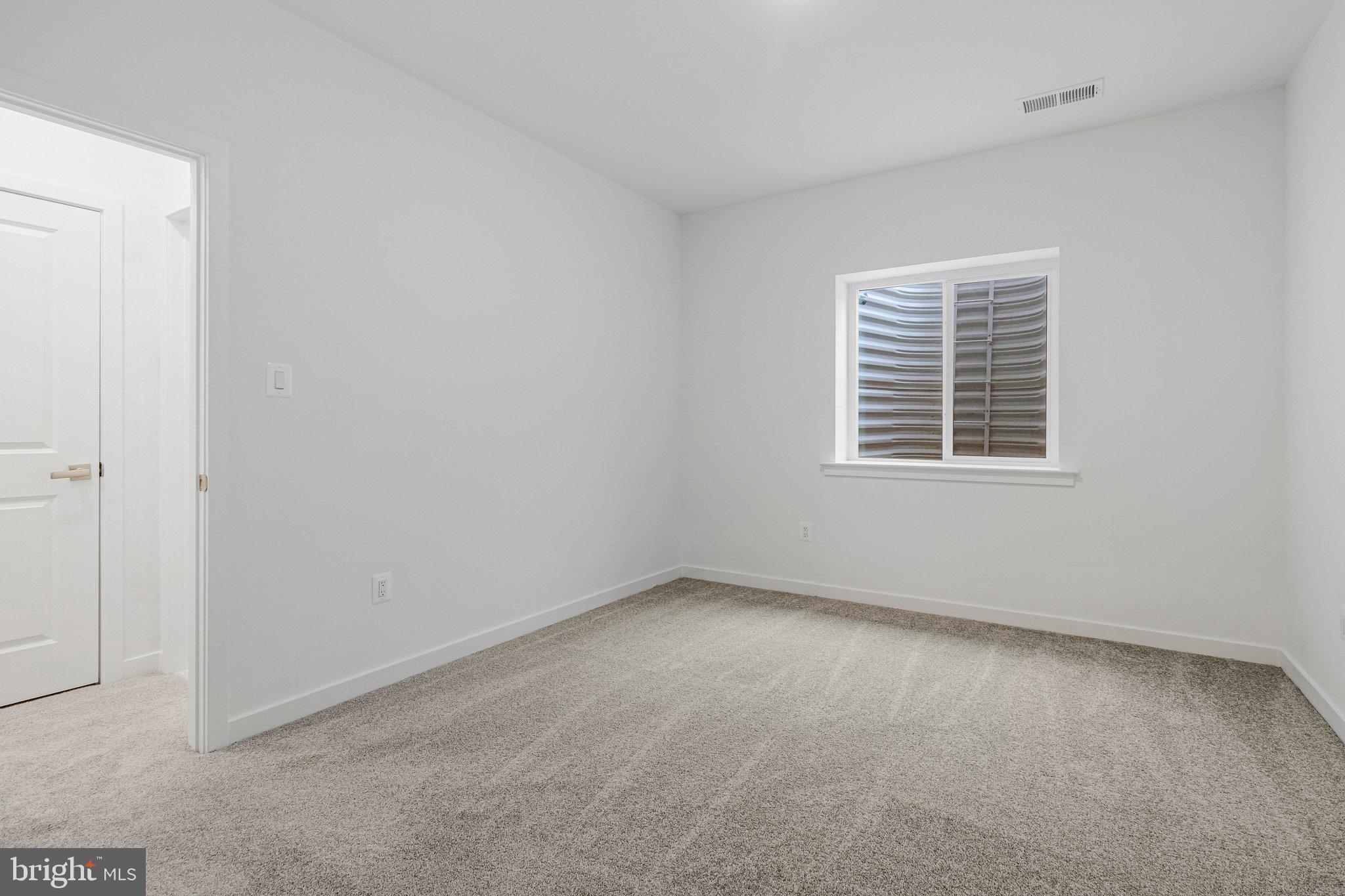 ST JAMES - Residential