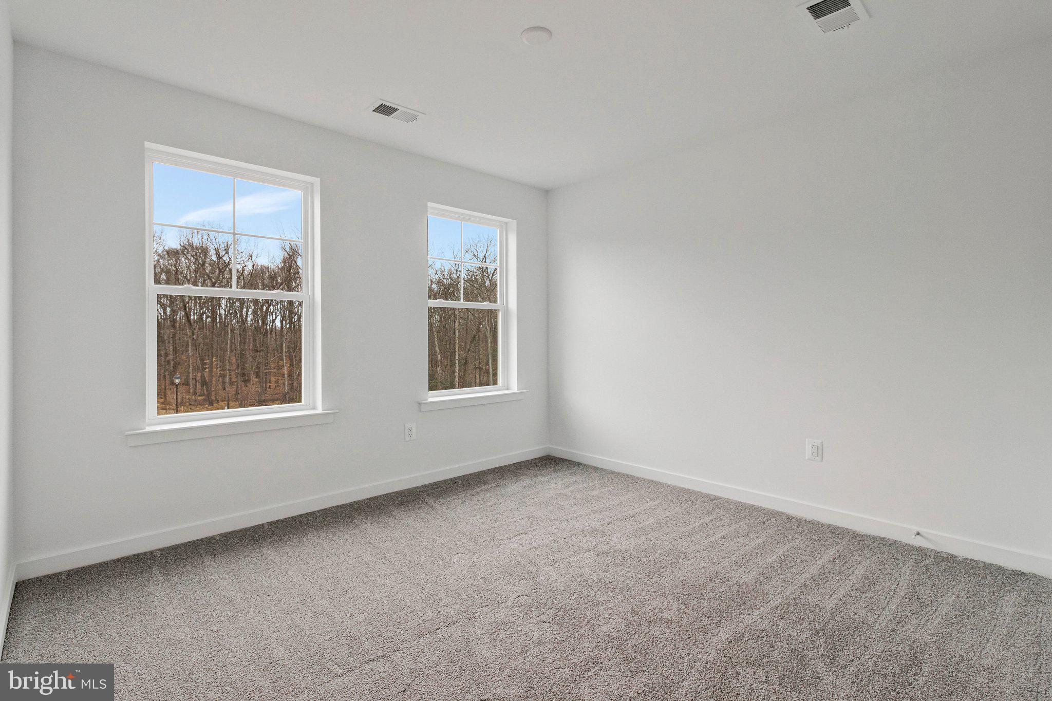 ST JAMES - Residential