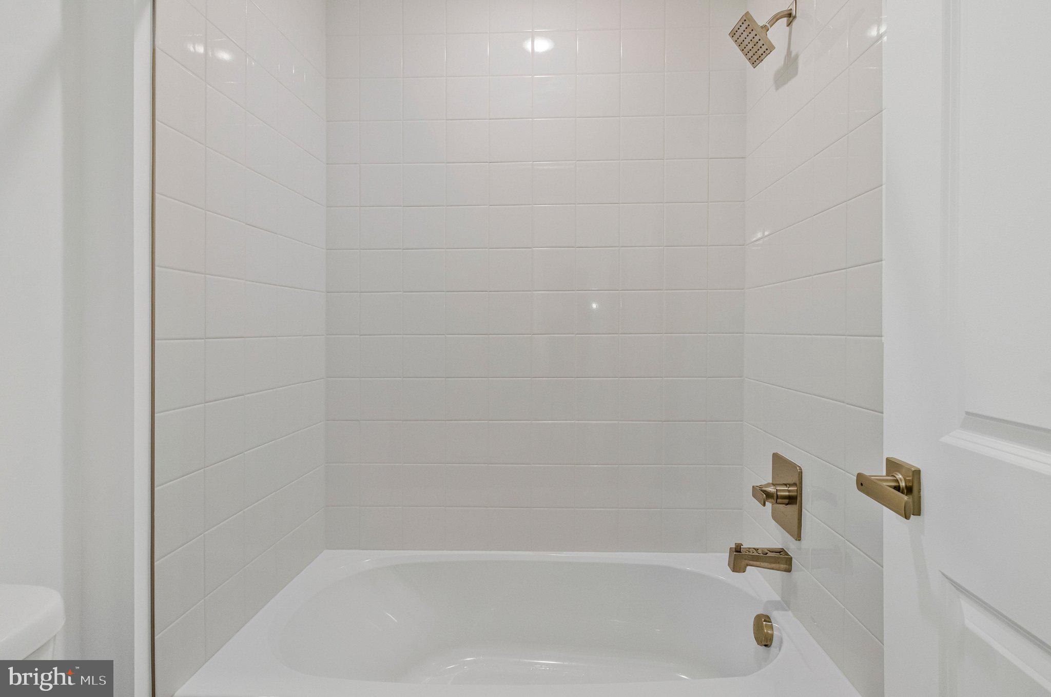 ST JAMES - Residential