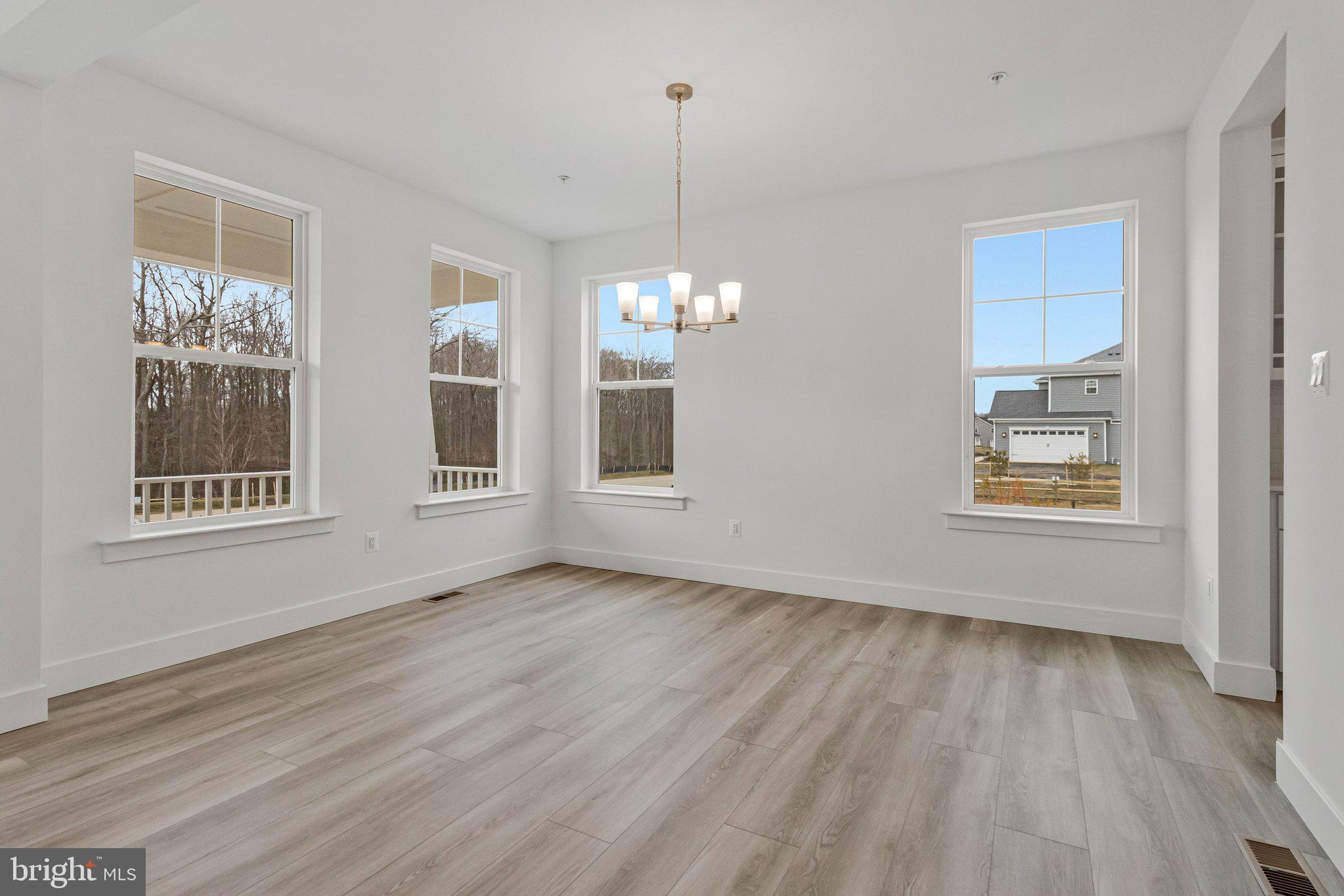 ST JAMES - Residential