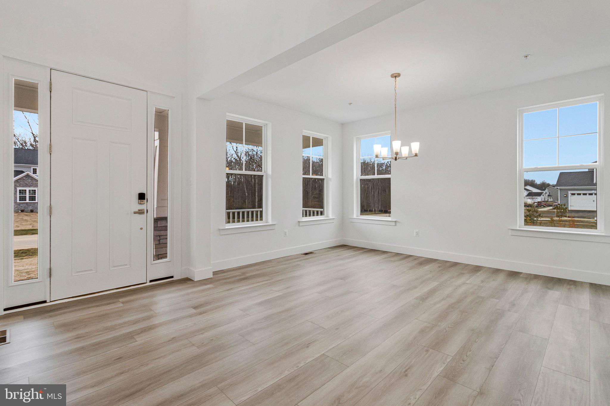 ST JAMES - Residential