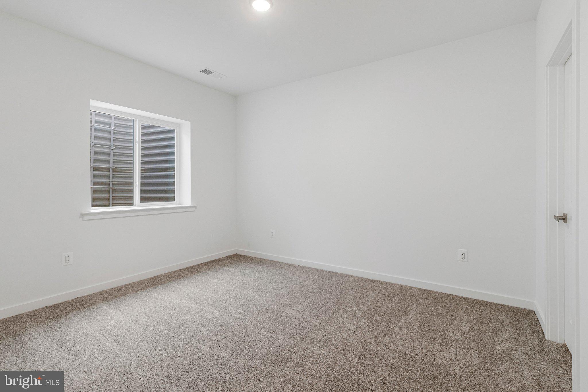 ST JAMES - Residential