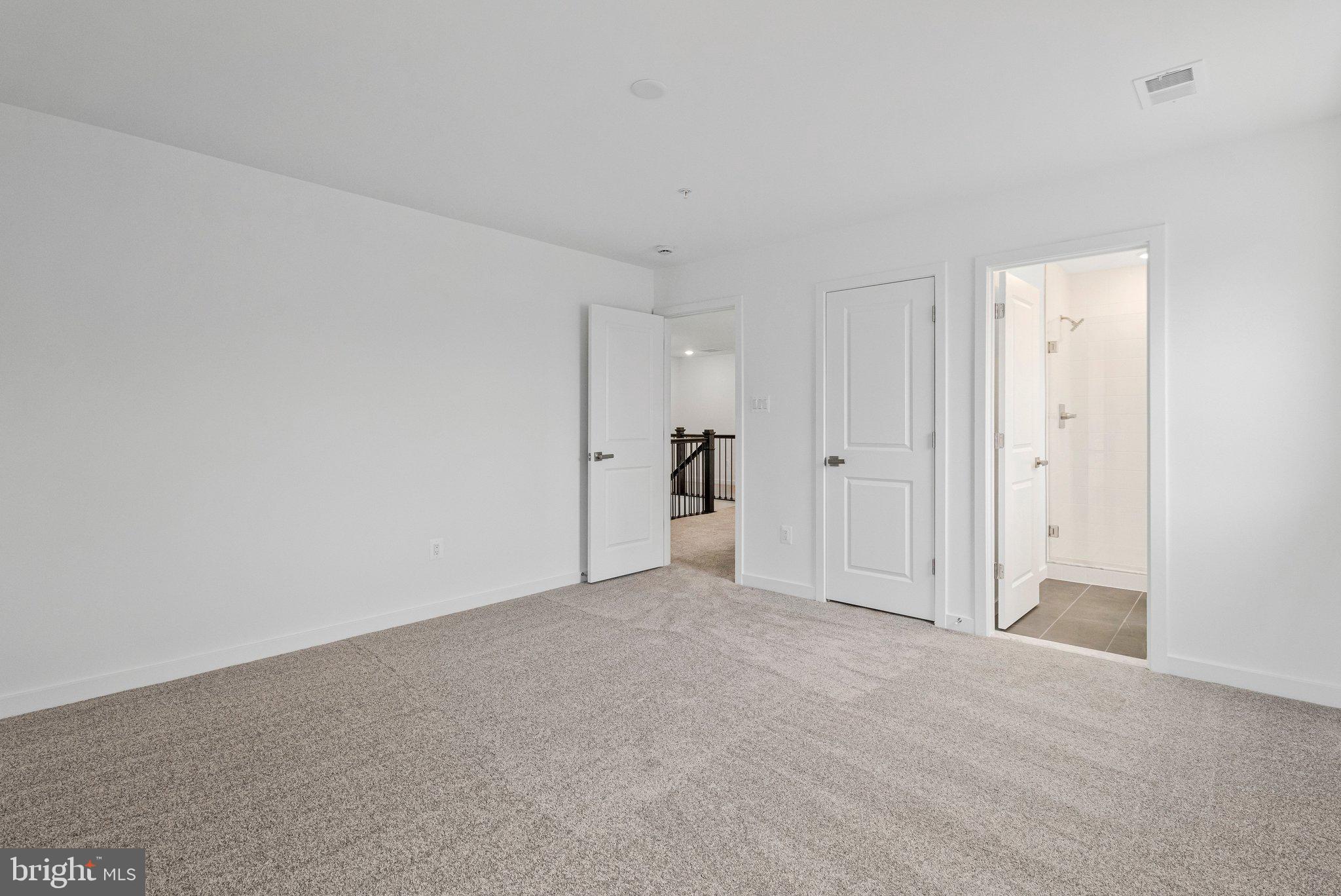 ST JAMES - Residential