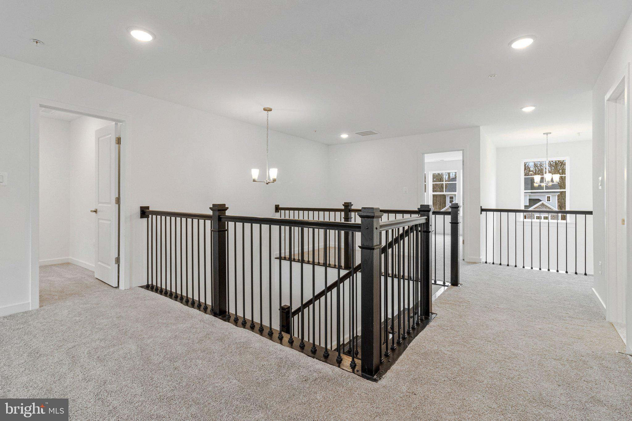 ST JAMES - Residential