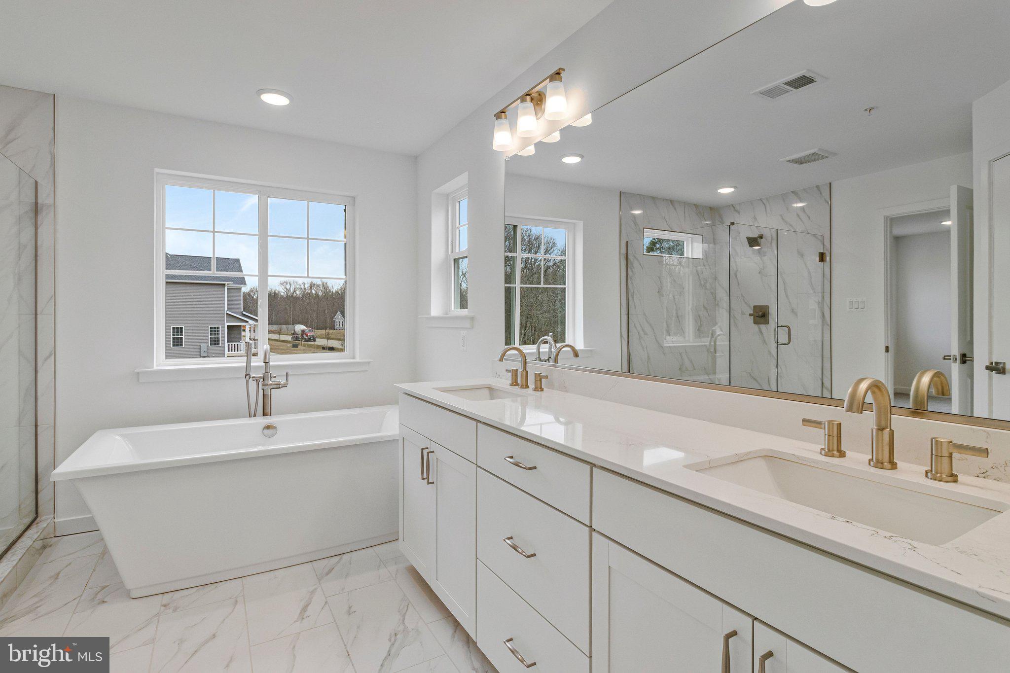 ST JAMES - Residential