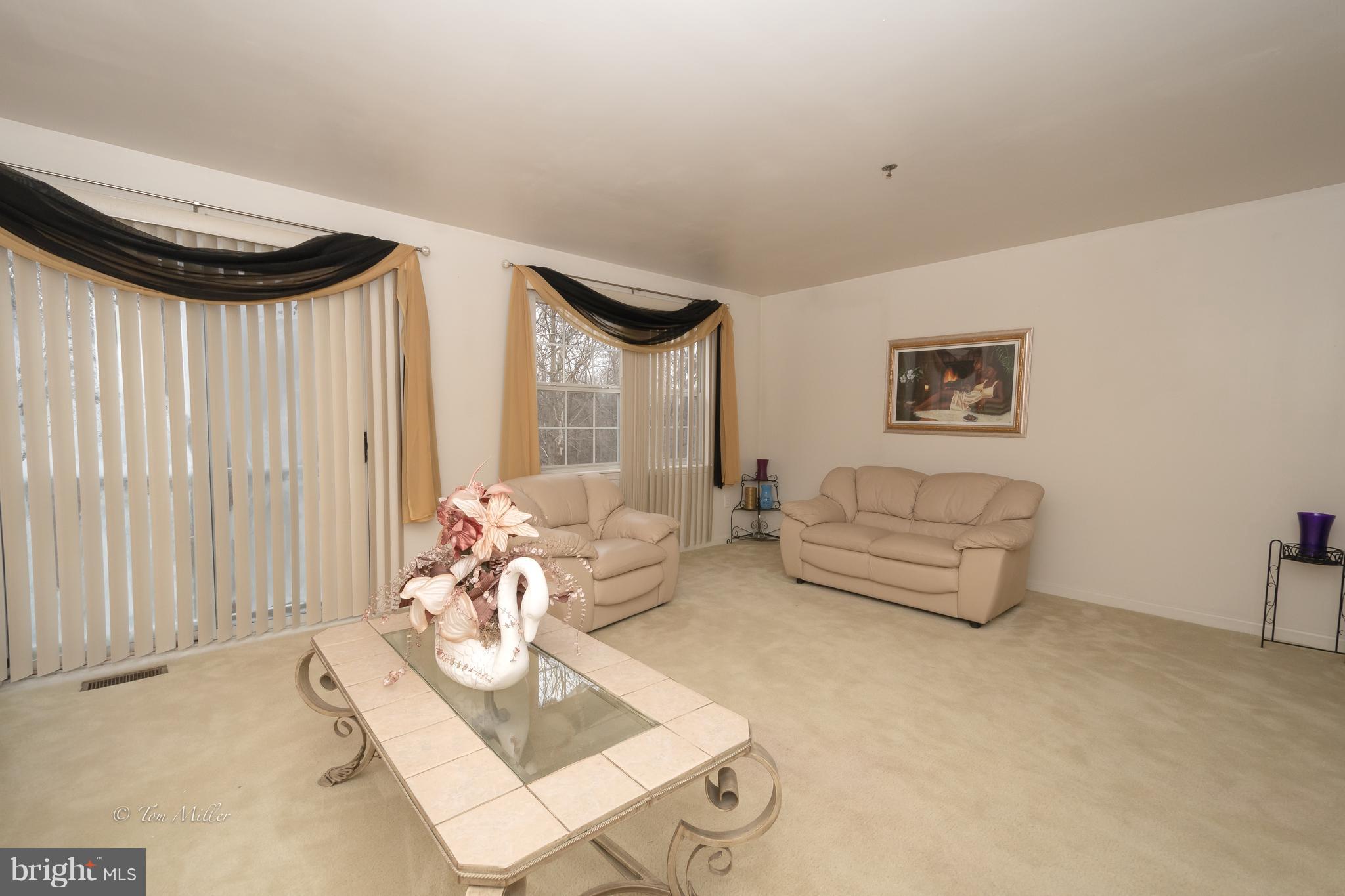 KINGS POINT - Residential