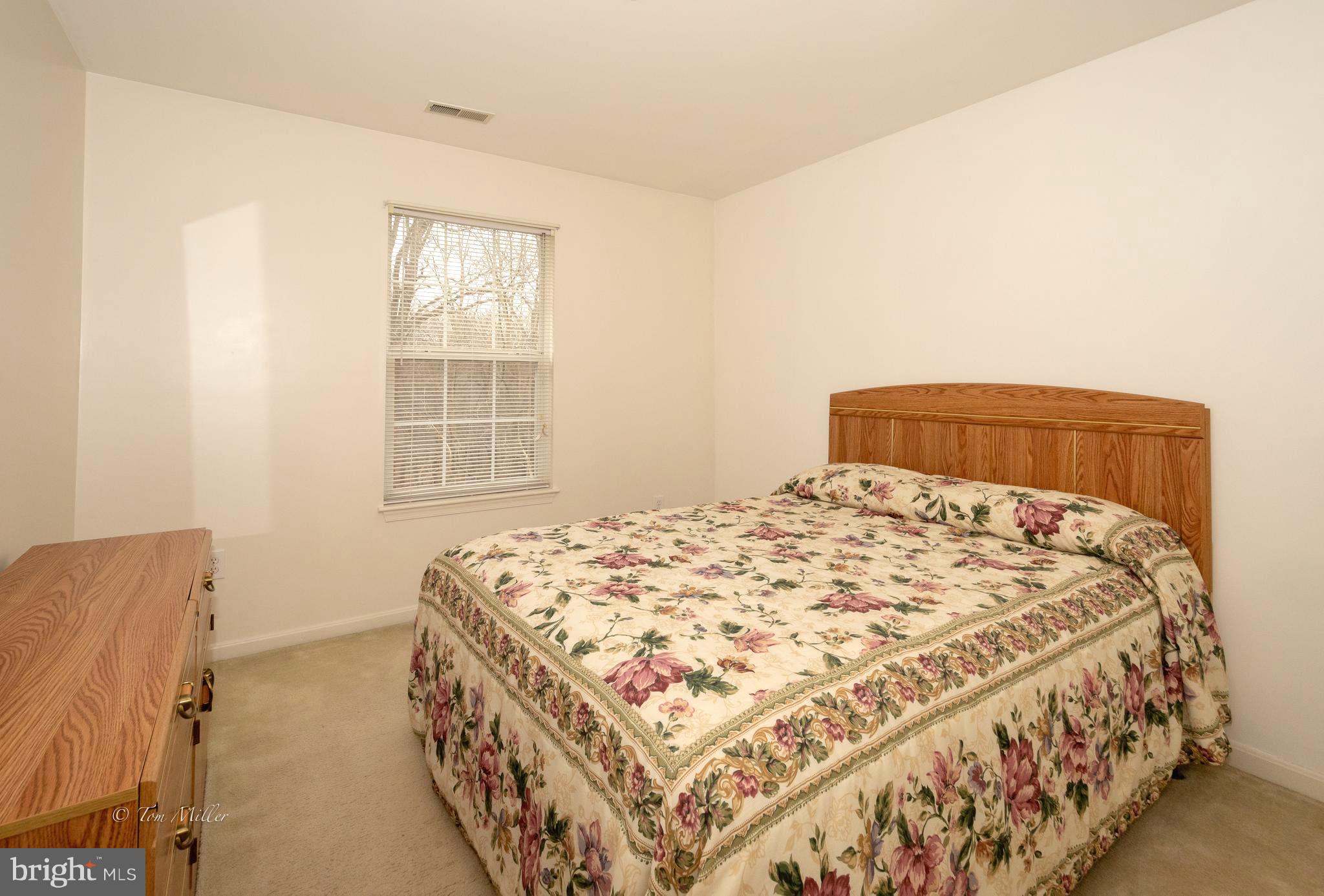 KINGS POINT - Residential