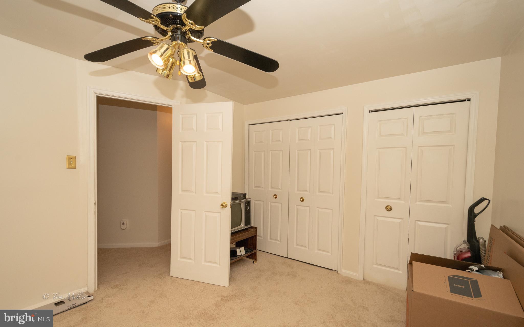 KINGS POINT - Residential