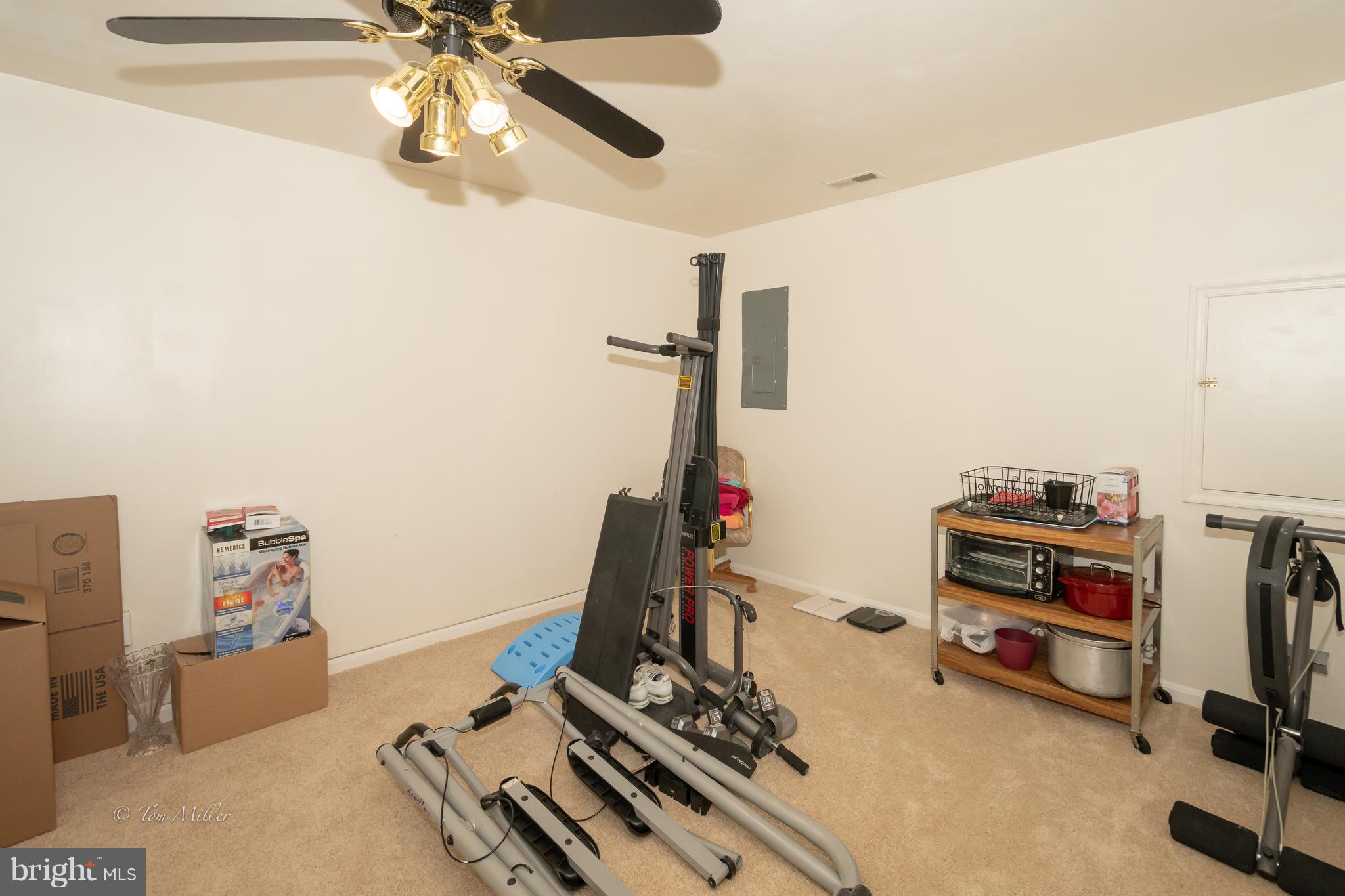 KINGS POINT - Residential