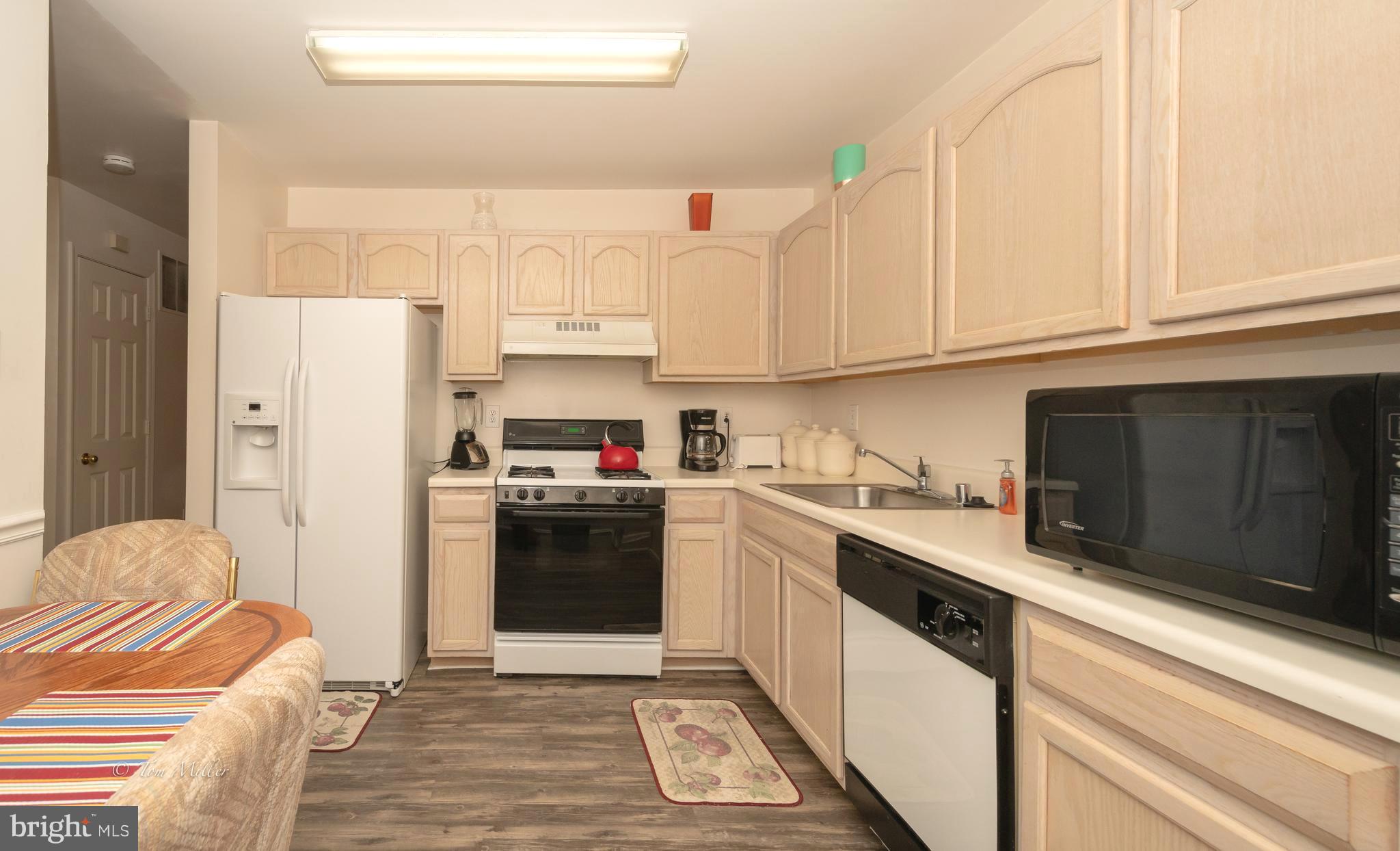 KINGS POINT - Residential