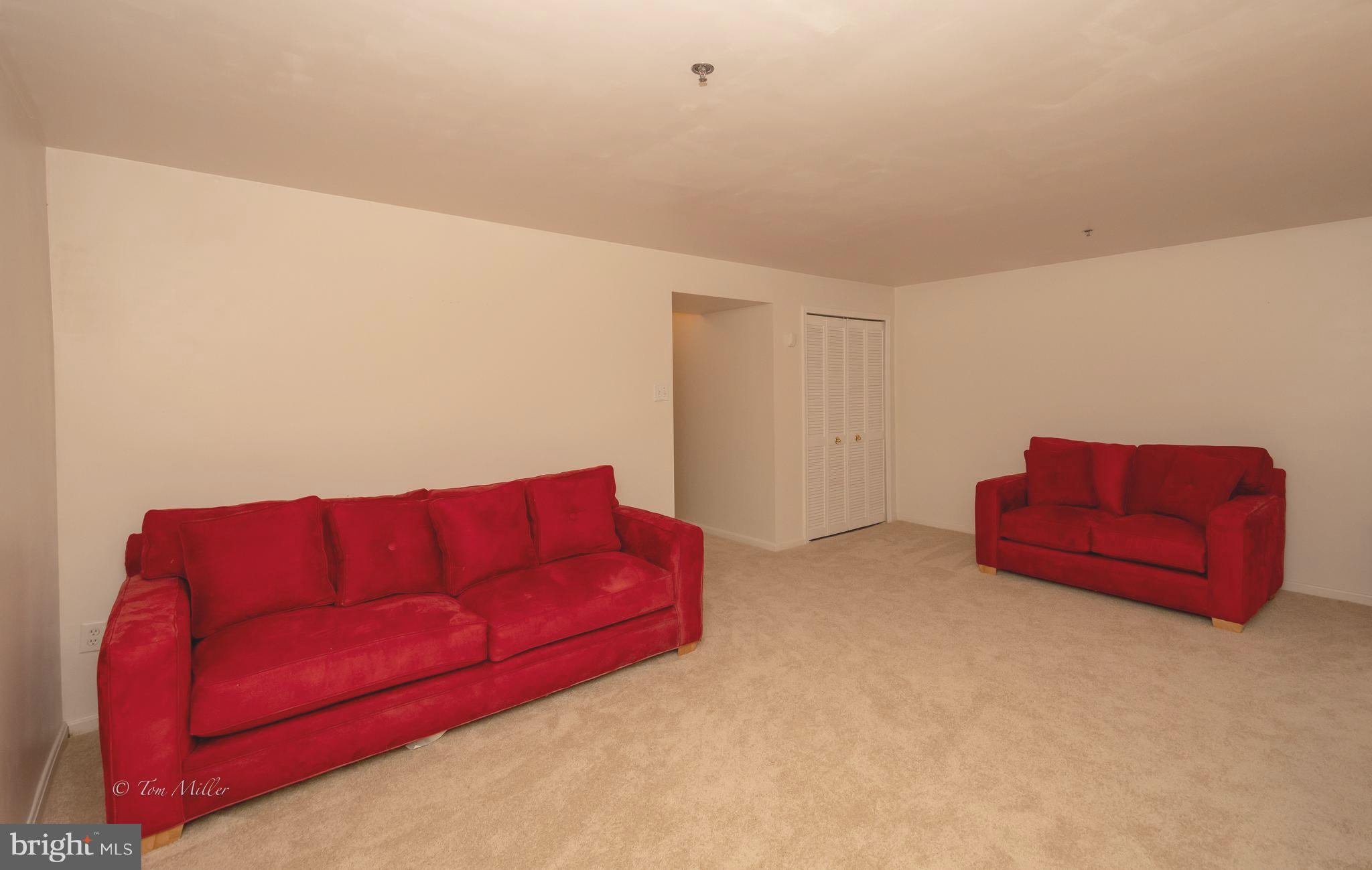 KINGS POINT - Residential