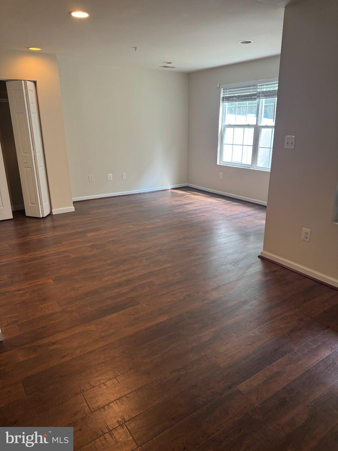 7568 STONEHOUSE DRIVE