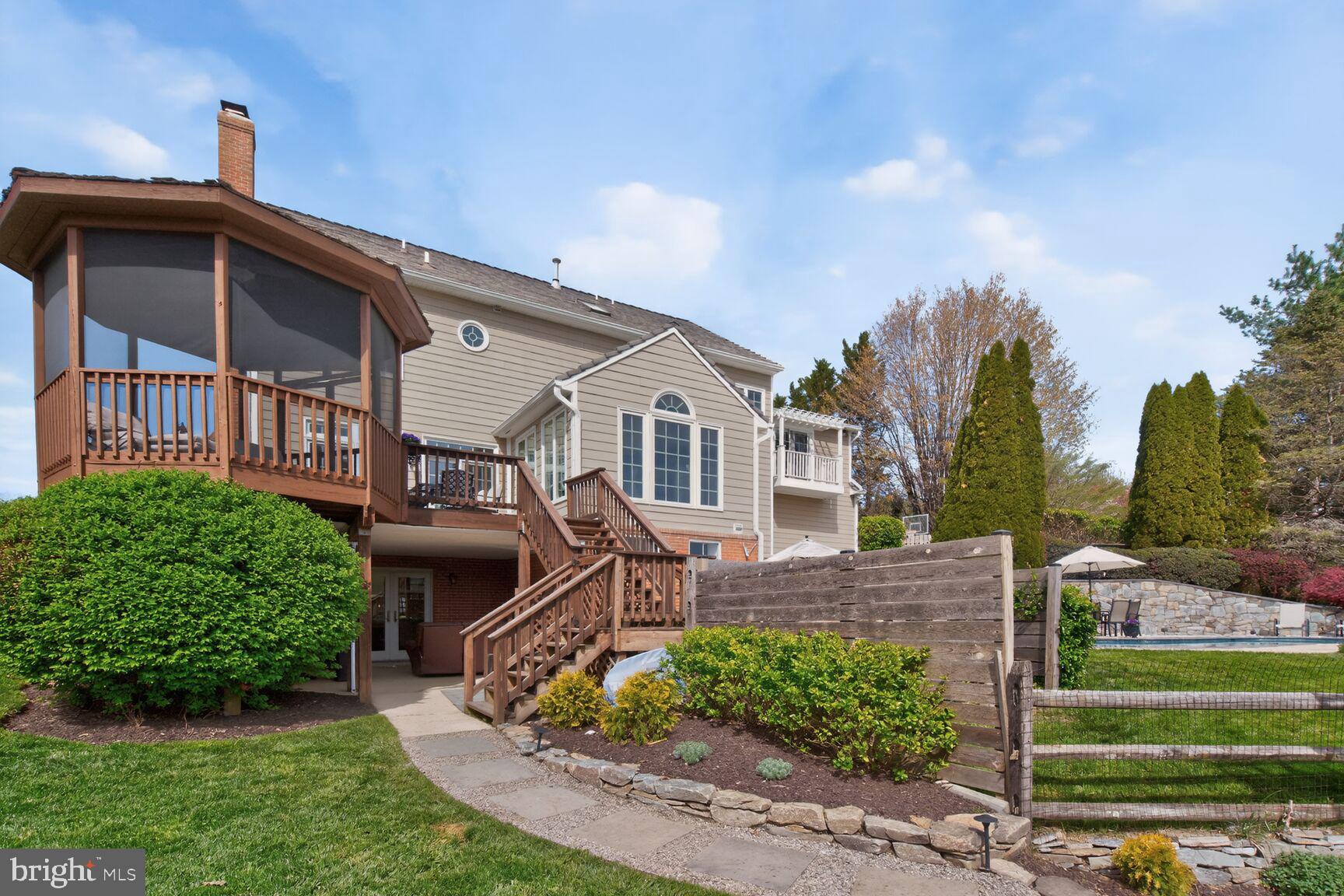 GREENHILLS FARM - Residential