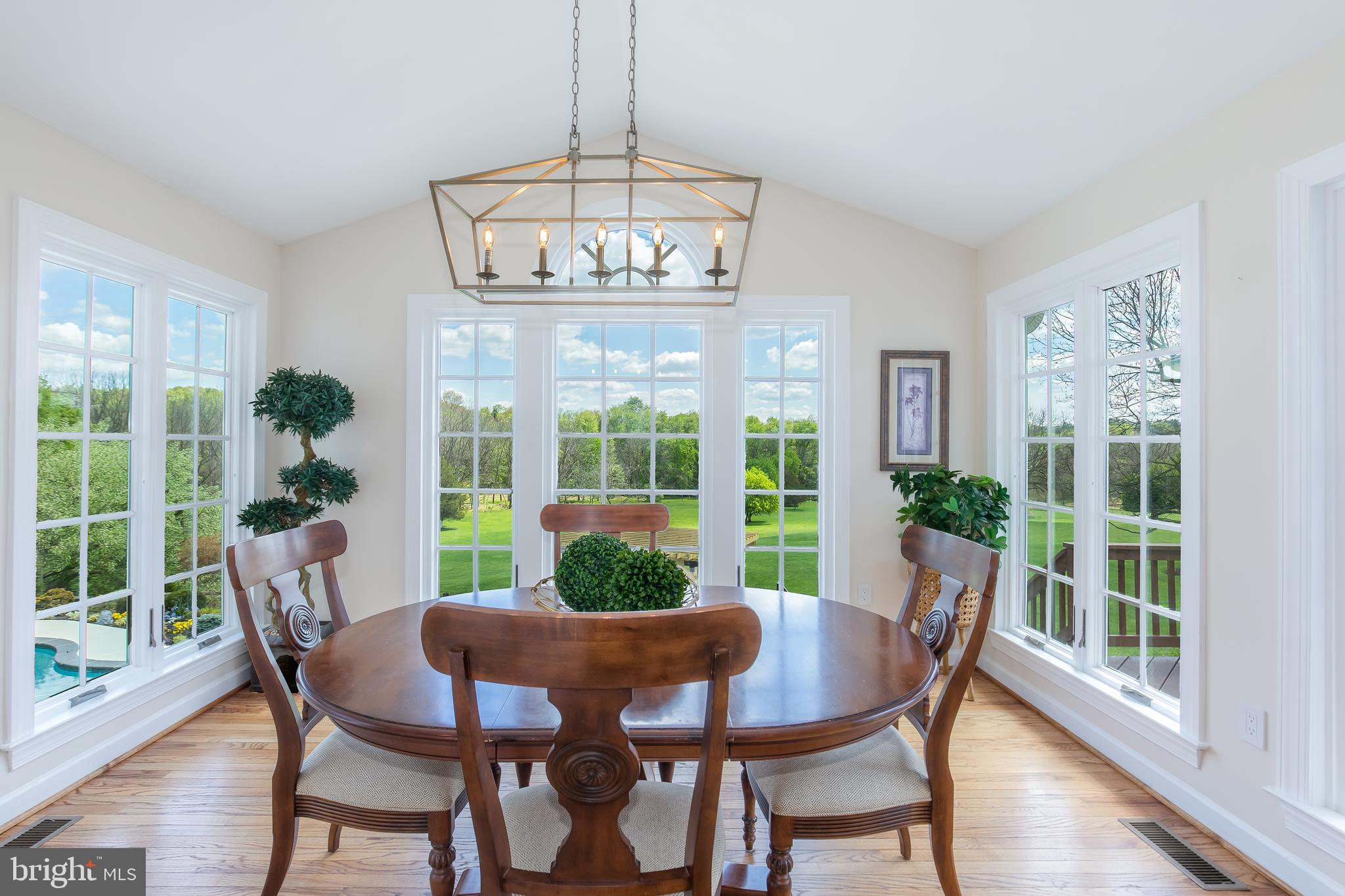 GREENHILLS FARM - Residential