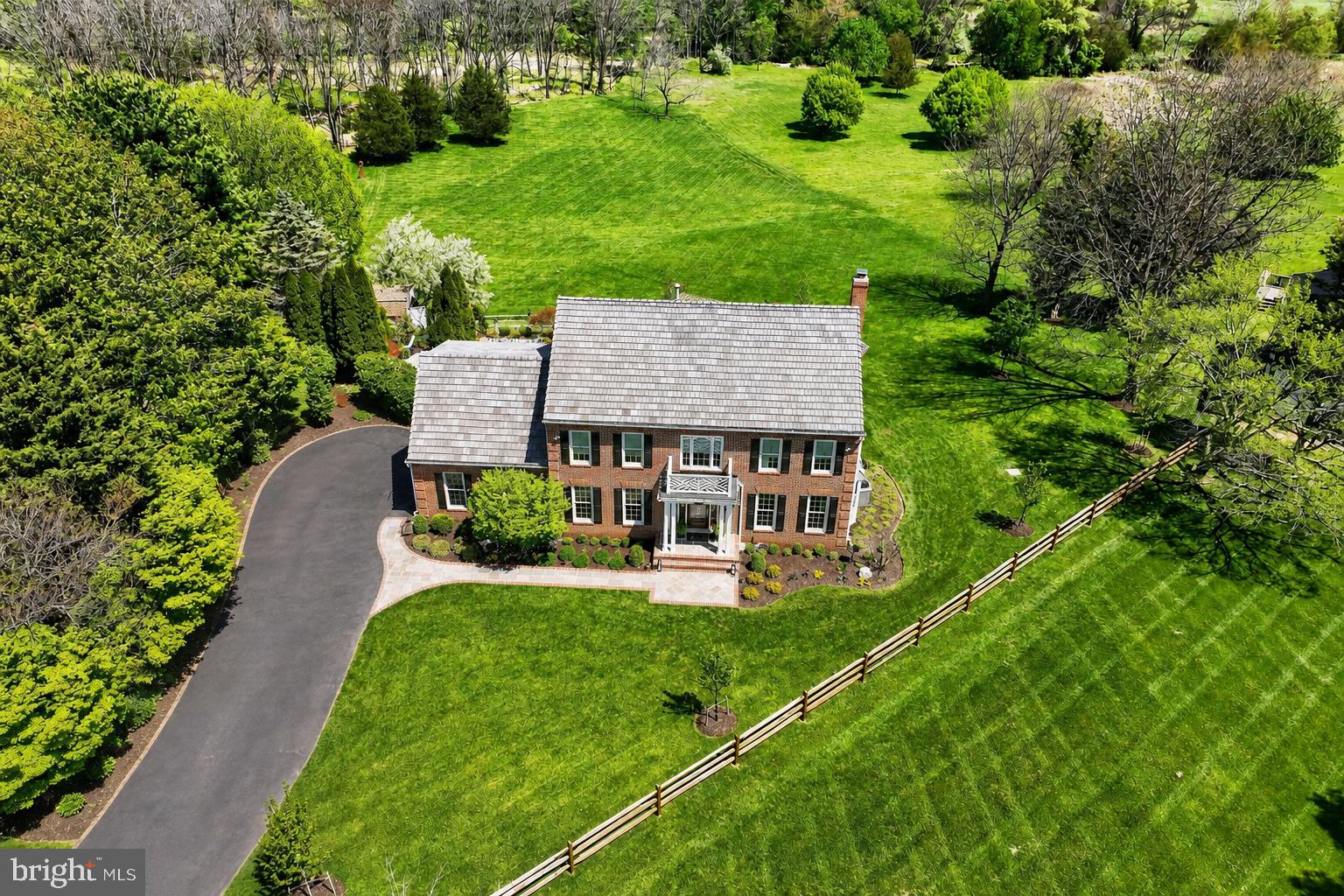 GREENHILLS FARM - Residential