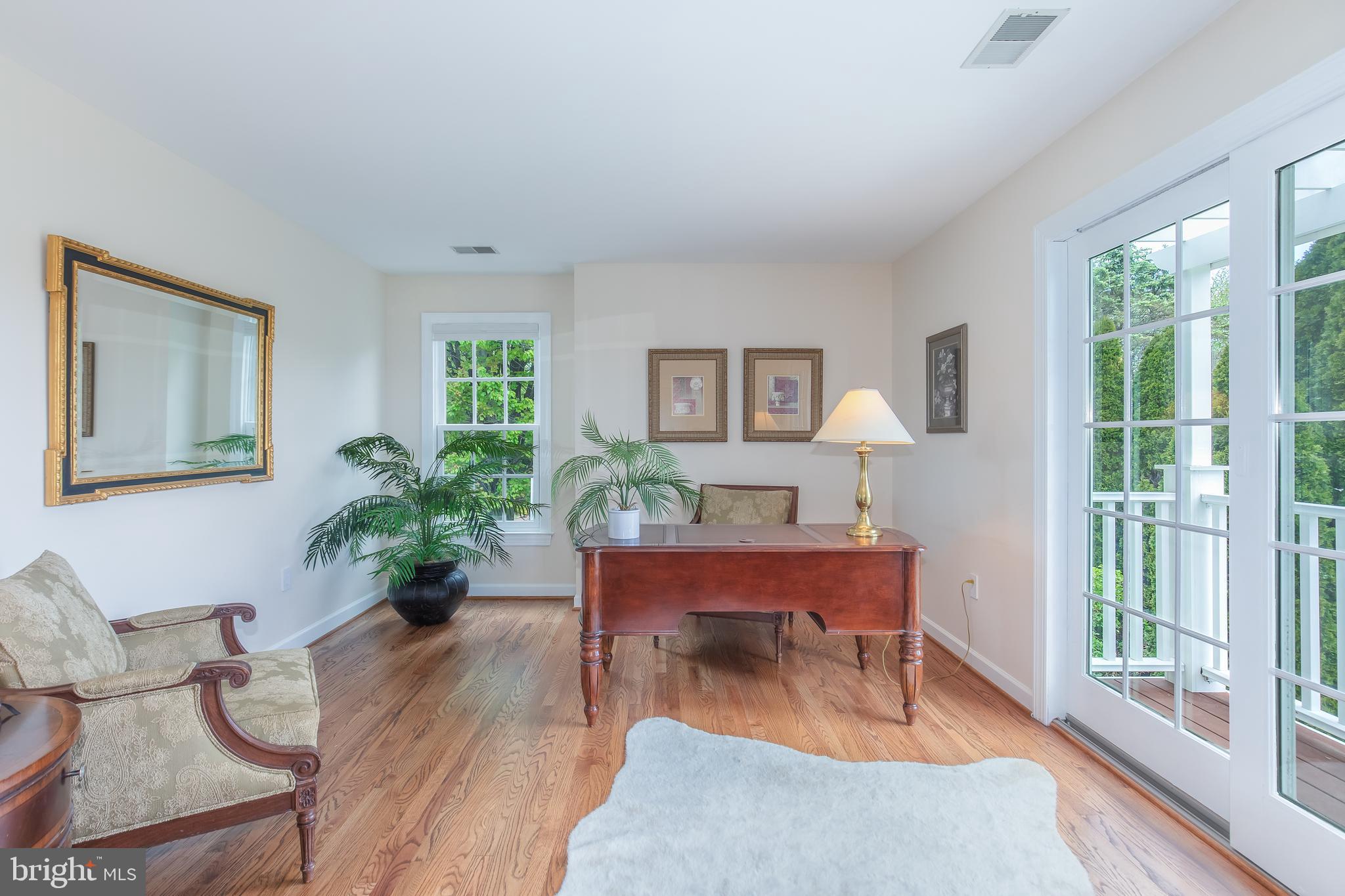GREENHILLS FARM - Residential