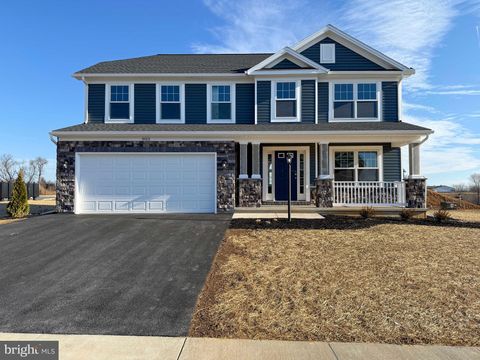 803 GREENWICH LANE SHIPPENSBURG PA 17257