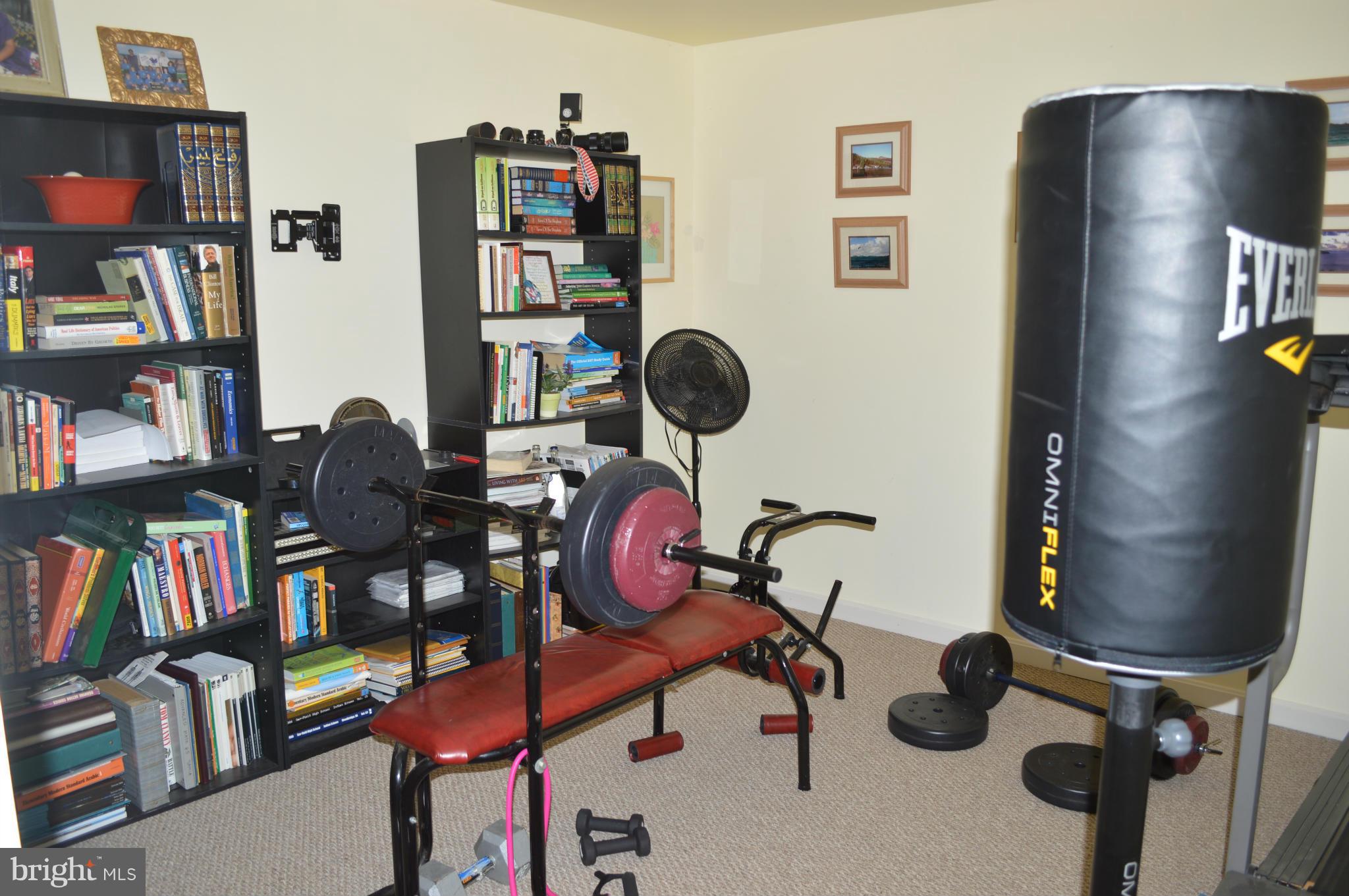 LAKE RIDGE - Residential Lease