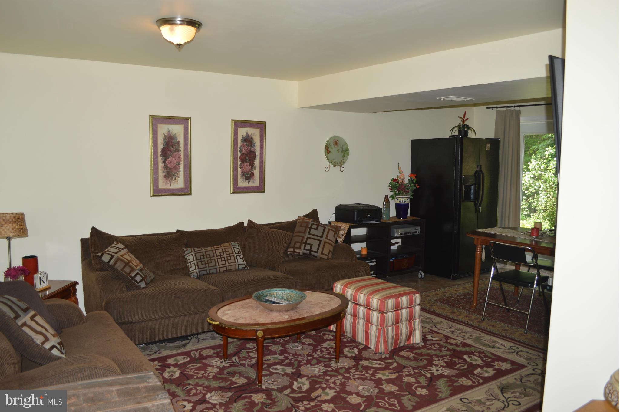 LAKE RIDGE - Residential Lease