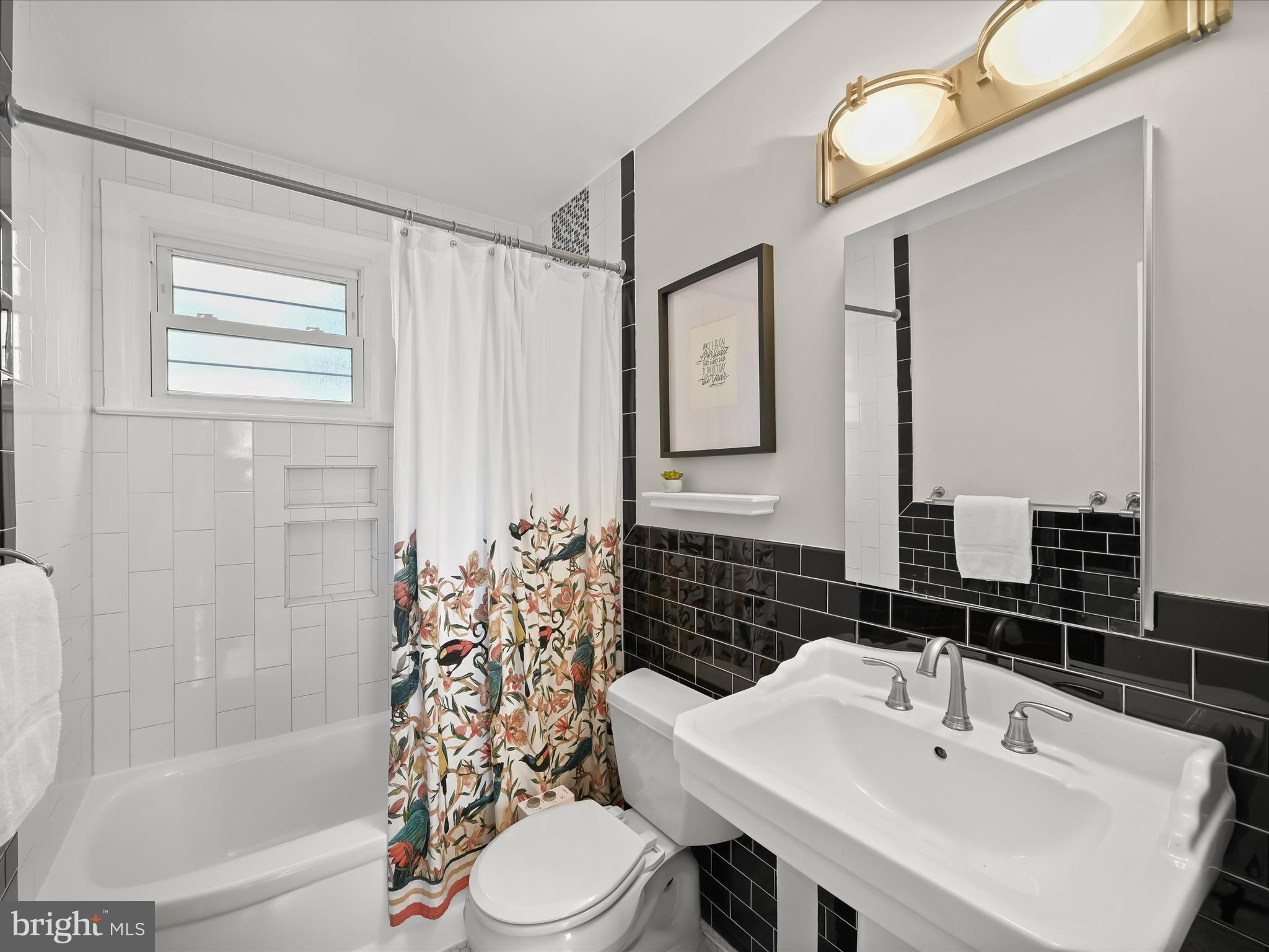 ROLLINGWOOD - Residential