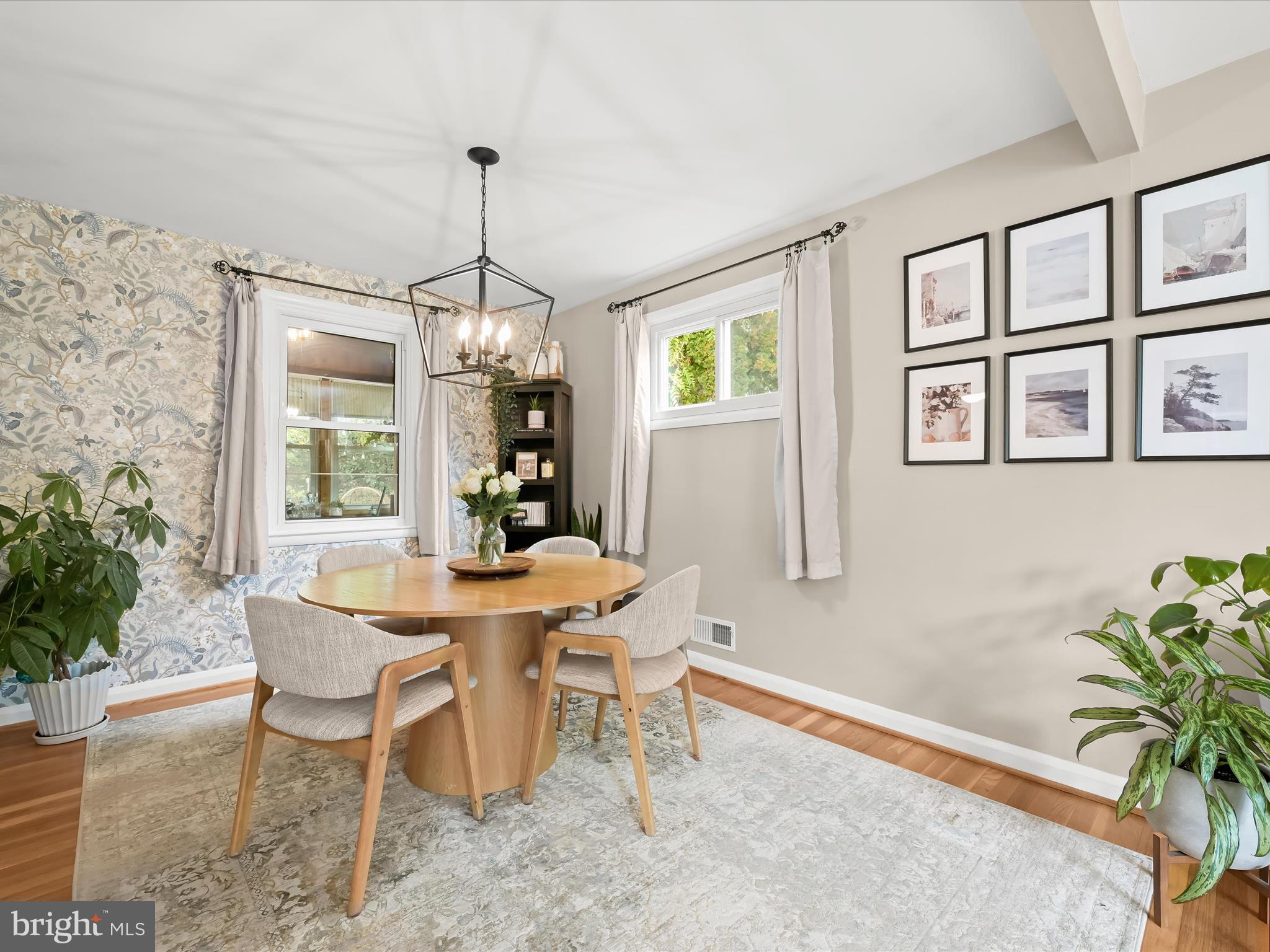 1910 ROLLINGWOOD ROAD