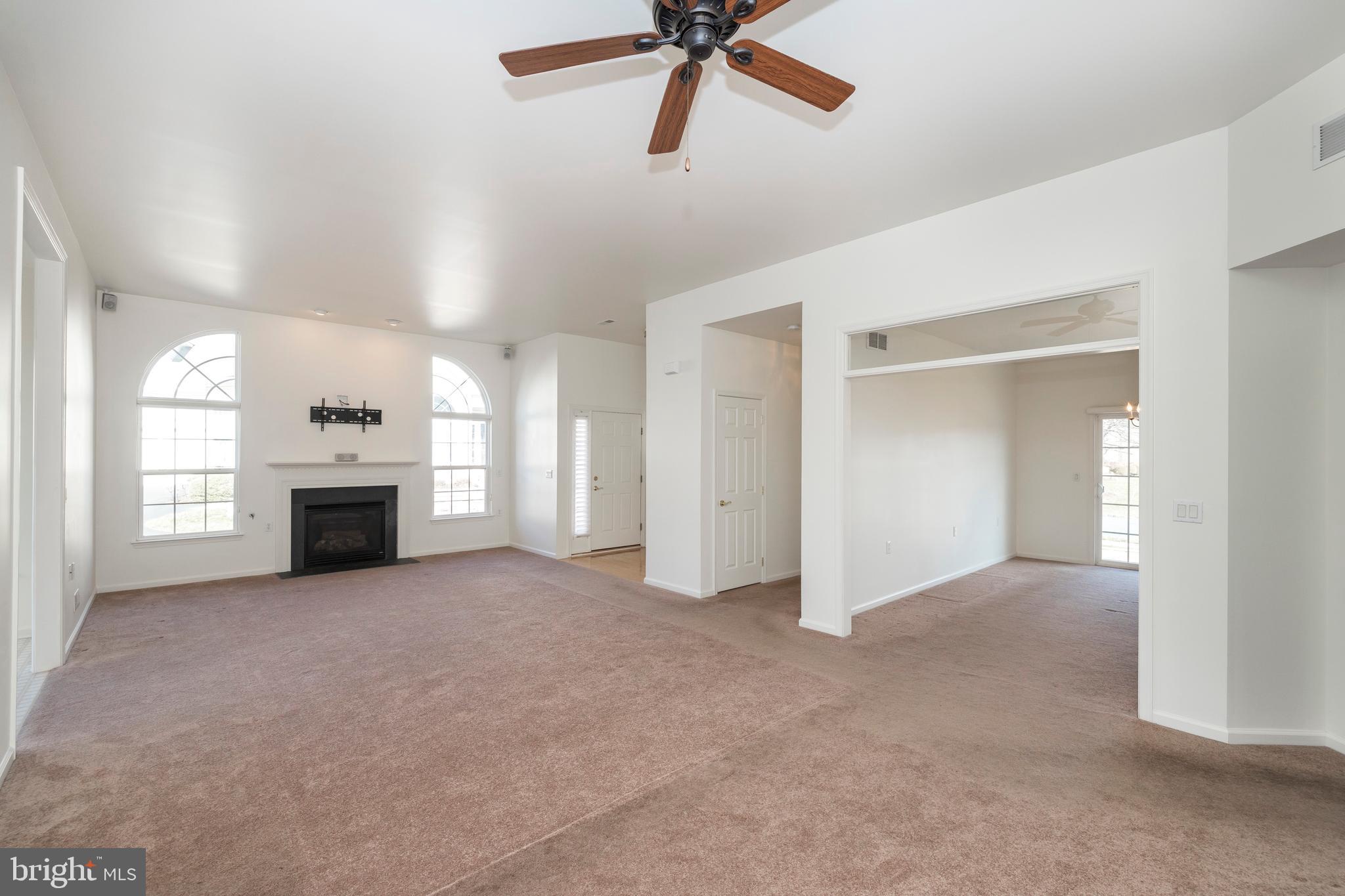 THE VILLAS AT LINFIE - Residential